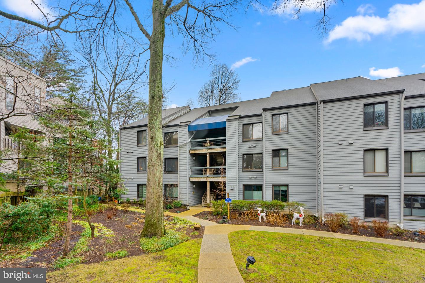 7 SPA CREEK LANDING Unit: B3
