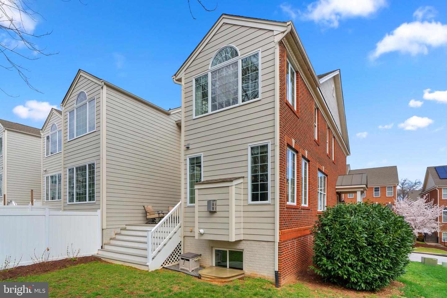 2261 BRIMSTONE PLACE