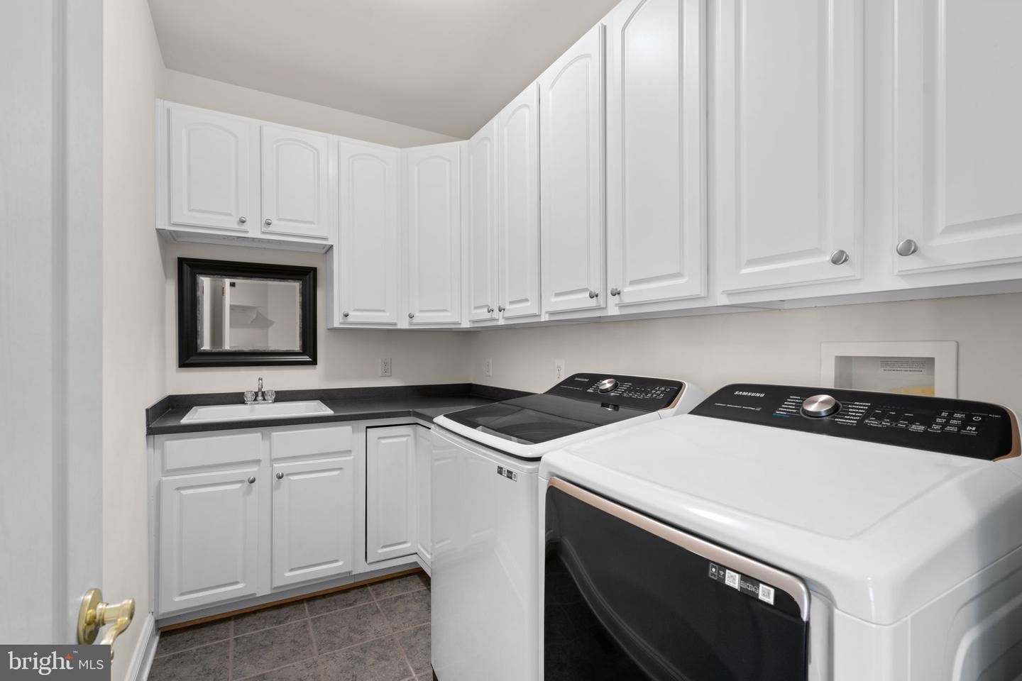 1503 DEVERE DRIVE