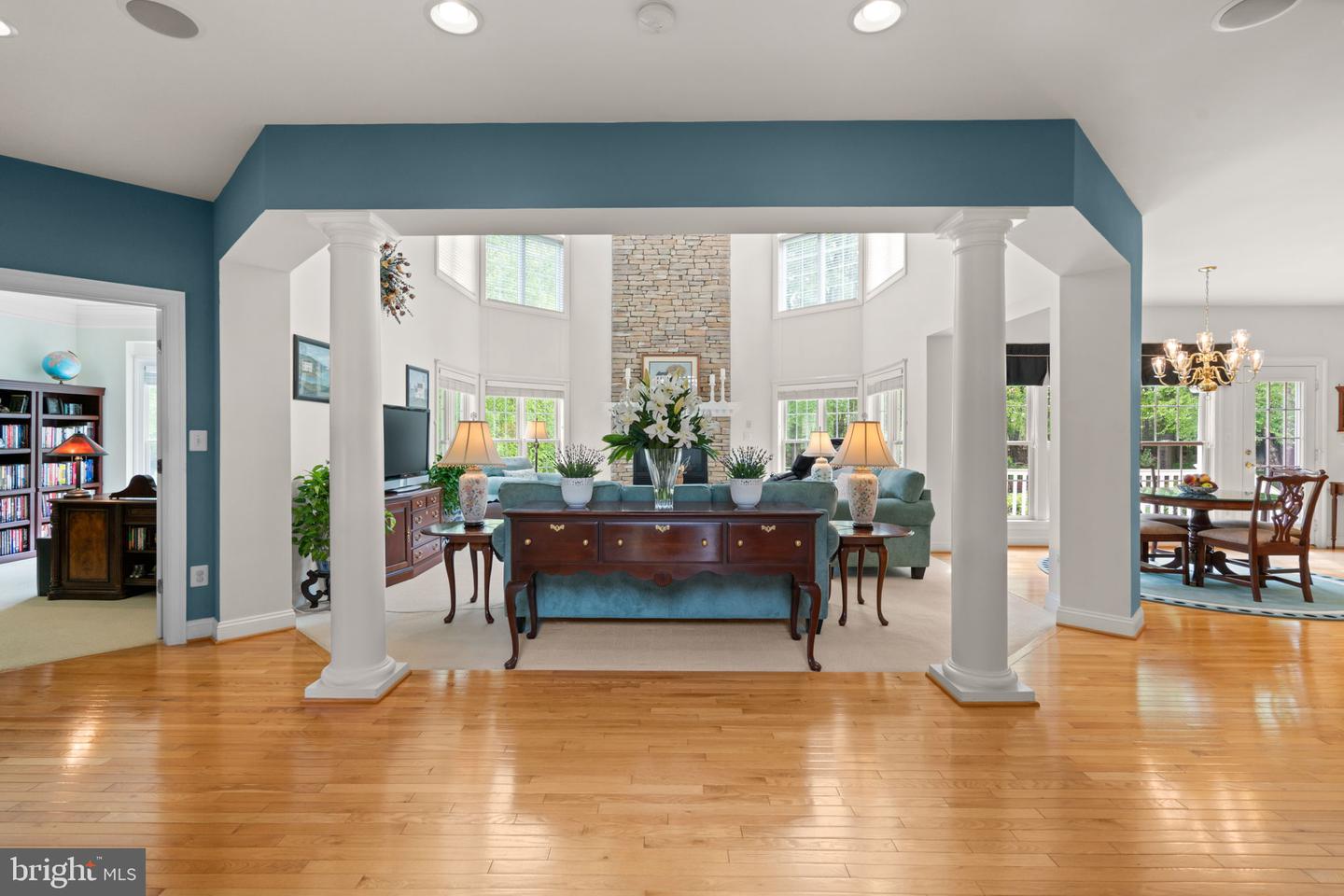 1503 DEVERE DRIVE
