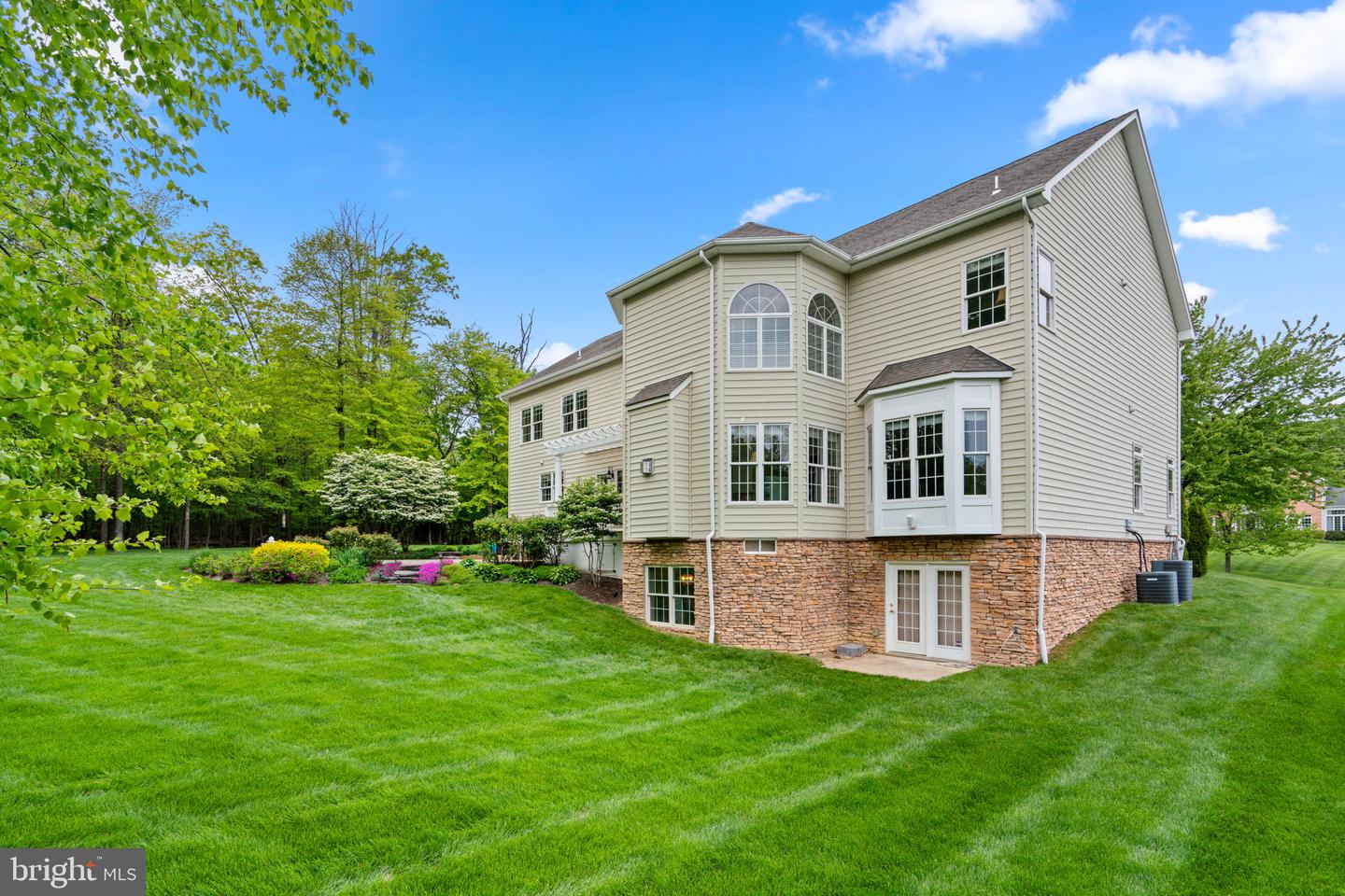 1503 DEVERE DRIVE
