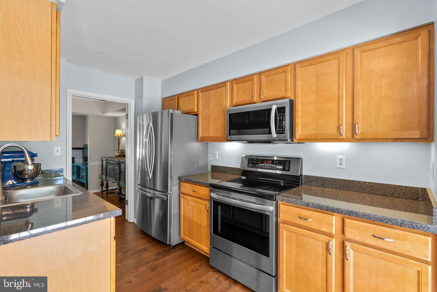 524 BAY DALE COURT