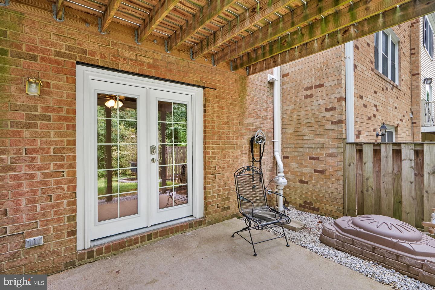 524 BAY DALE COURT