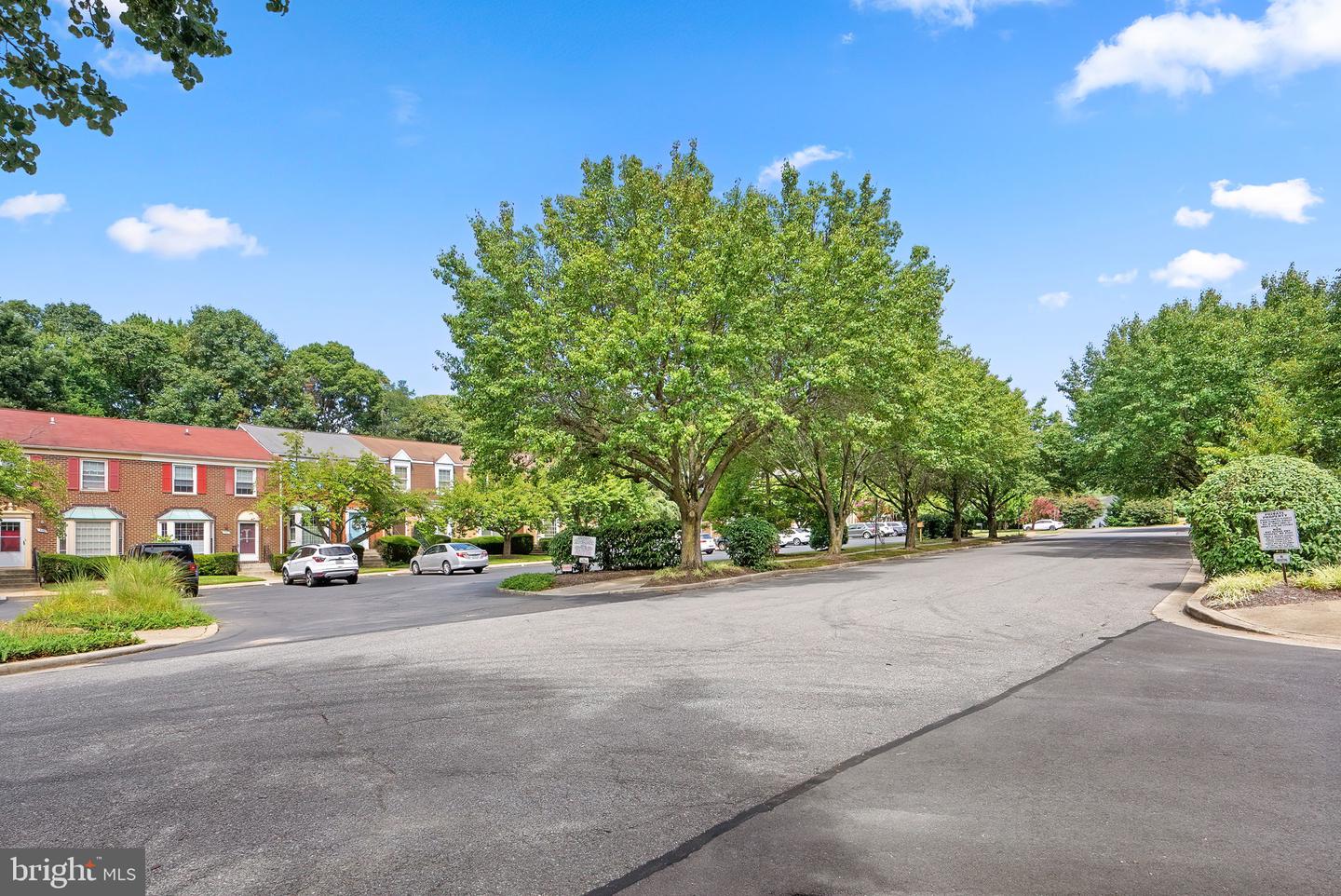 524 BAY DALE COURT