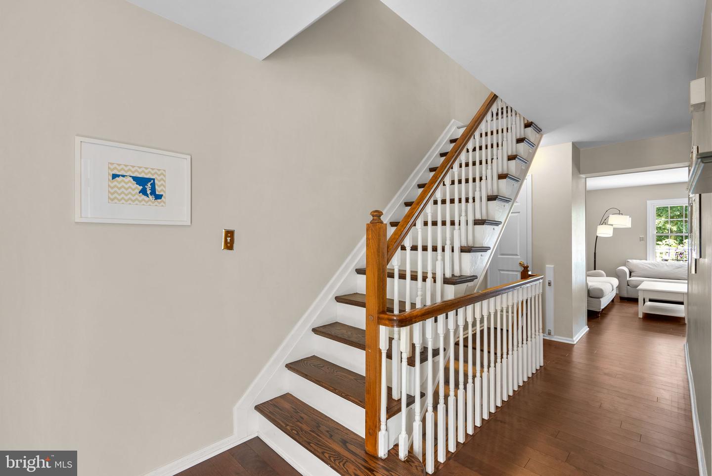 524 BAY DALE COURT