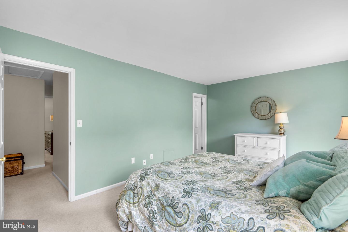 524 BAY DALE COURT