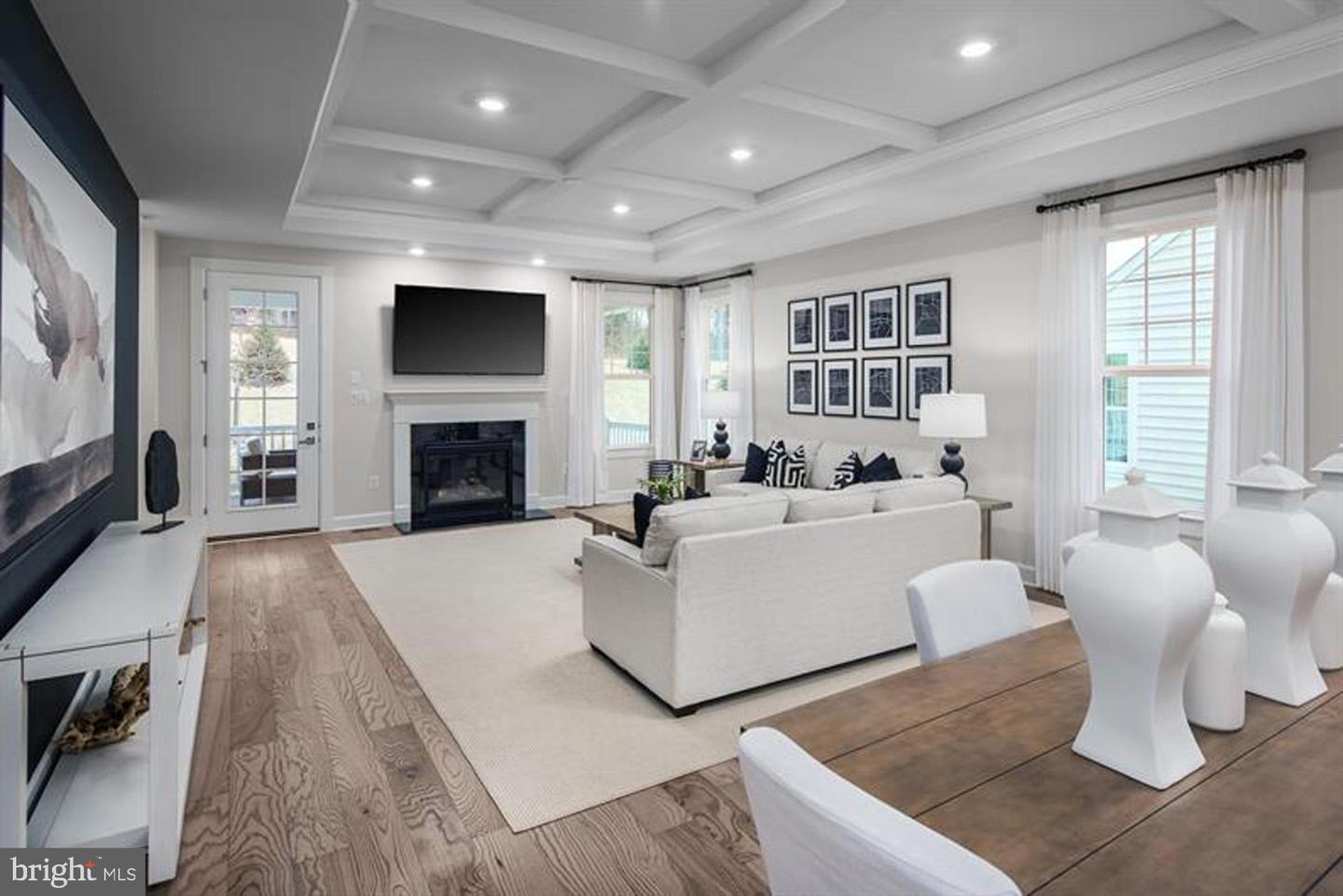 1209 OLEANDER WAY
