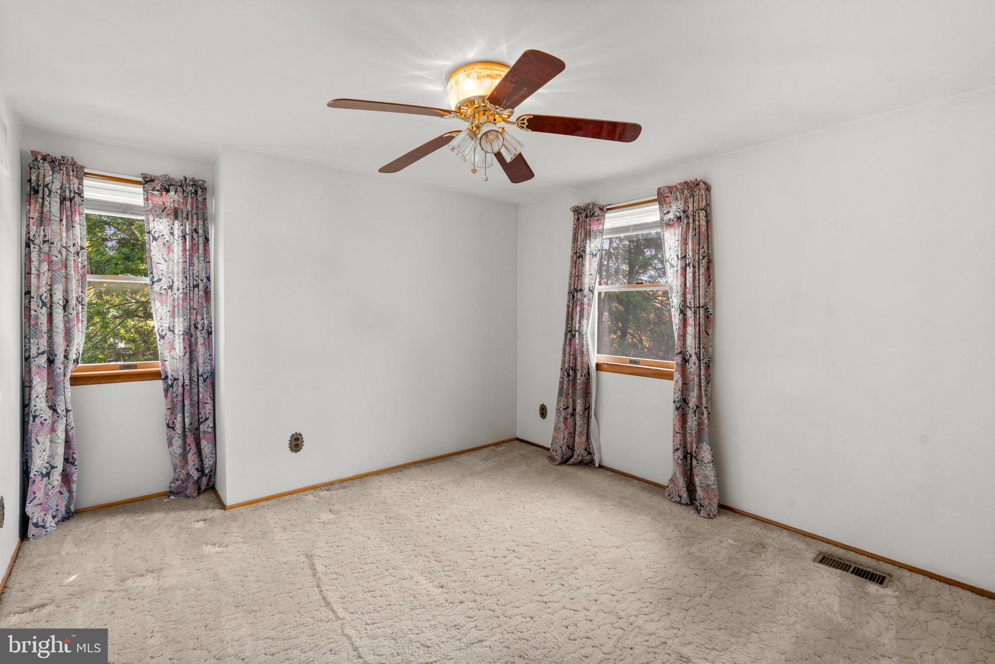 5716 PHILLIPS STREET