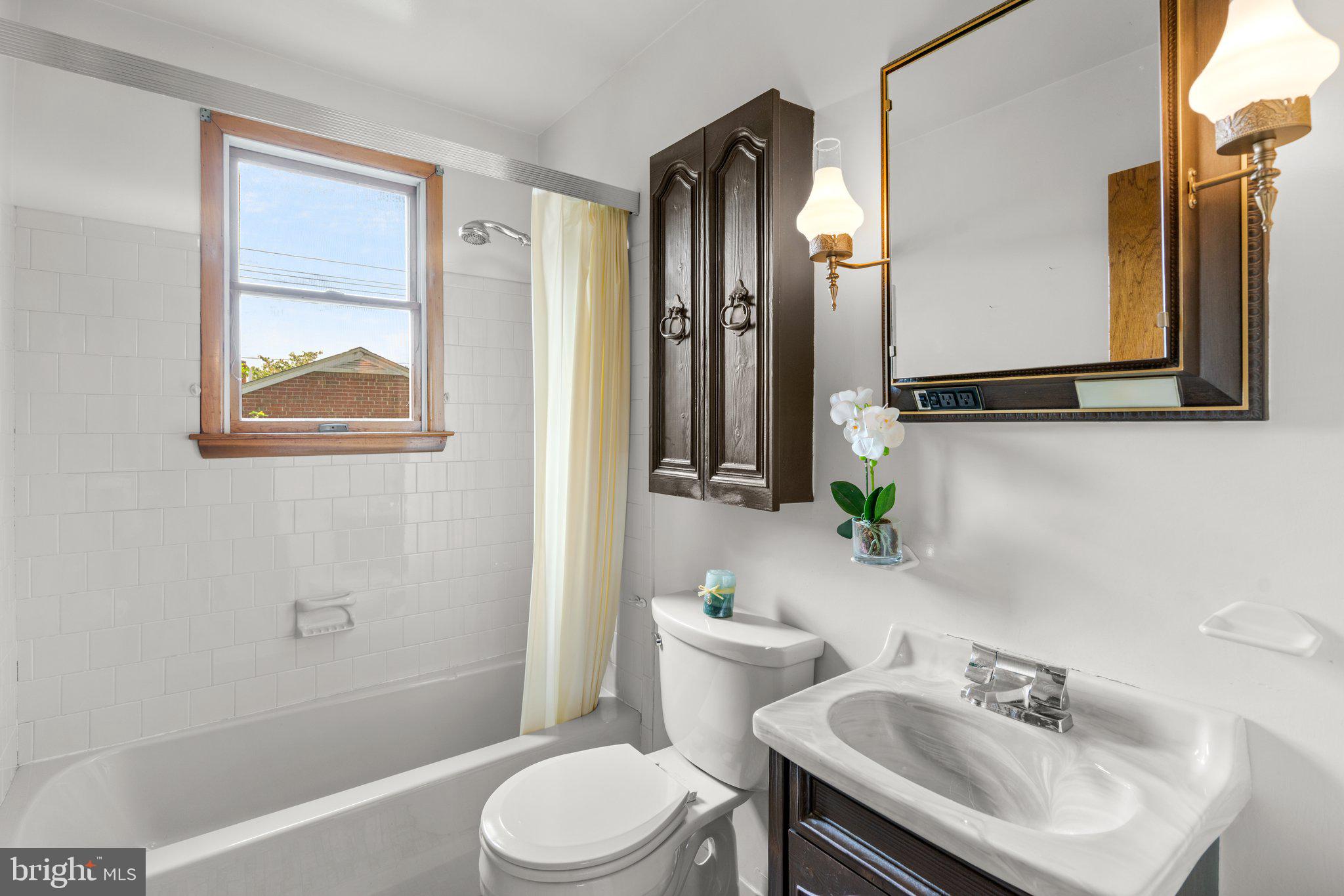 5716 PHILLIPS STREET