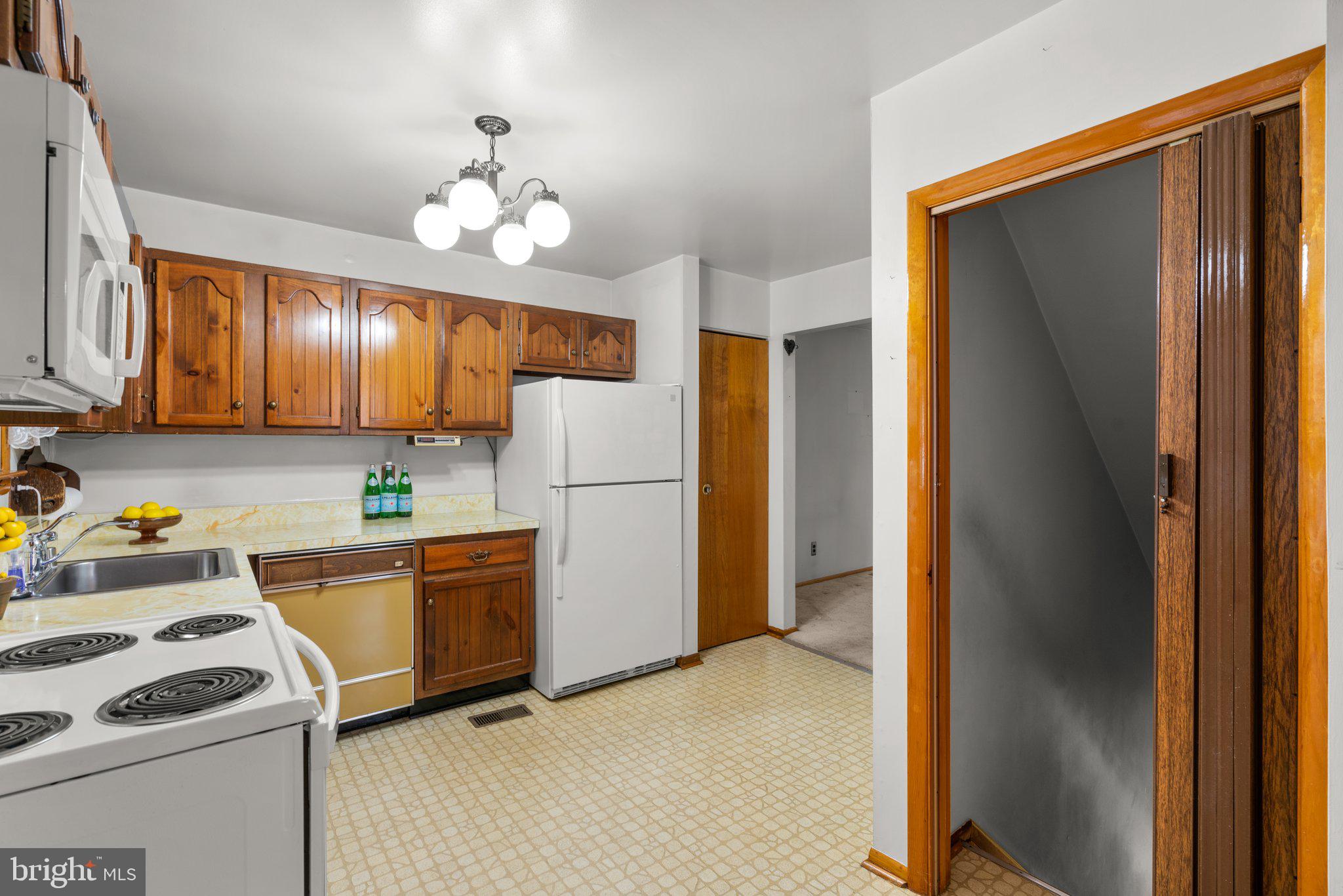 5716 PHILLIPS STREET