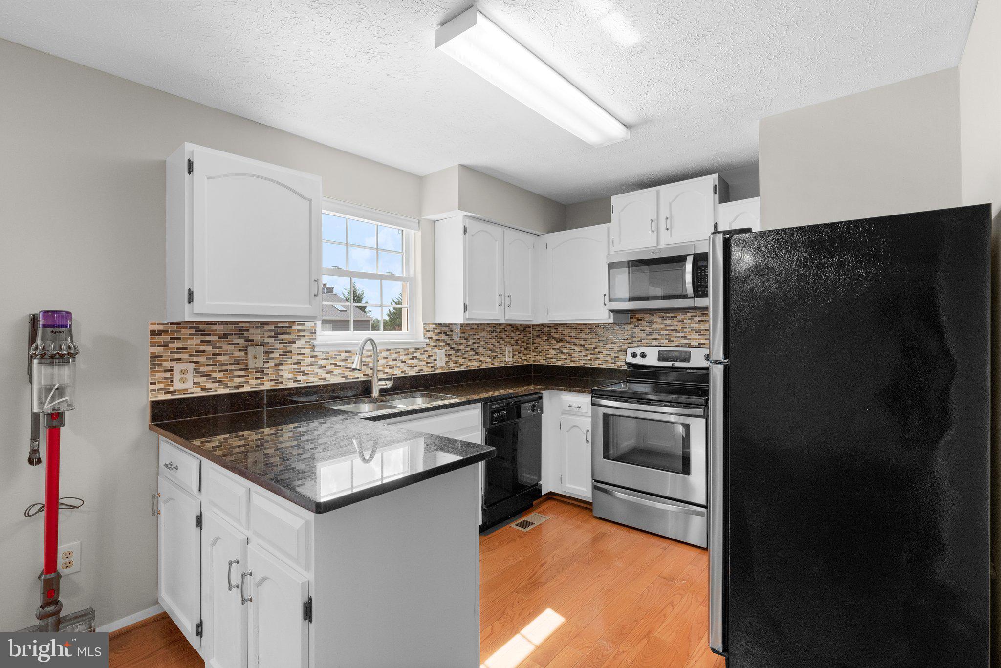 3431 BROOKHAVEN ROAD