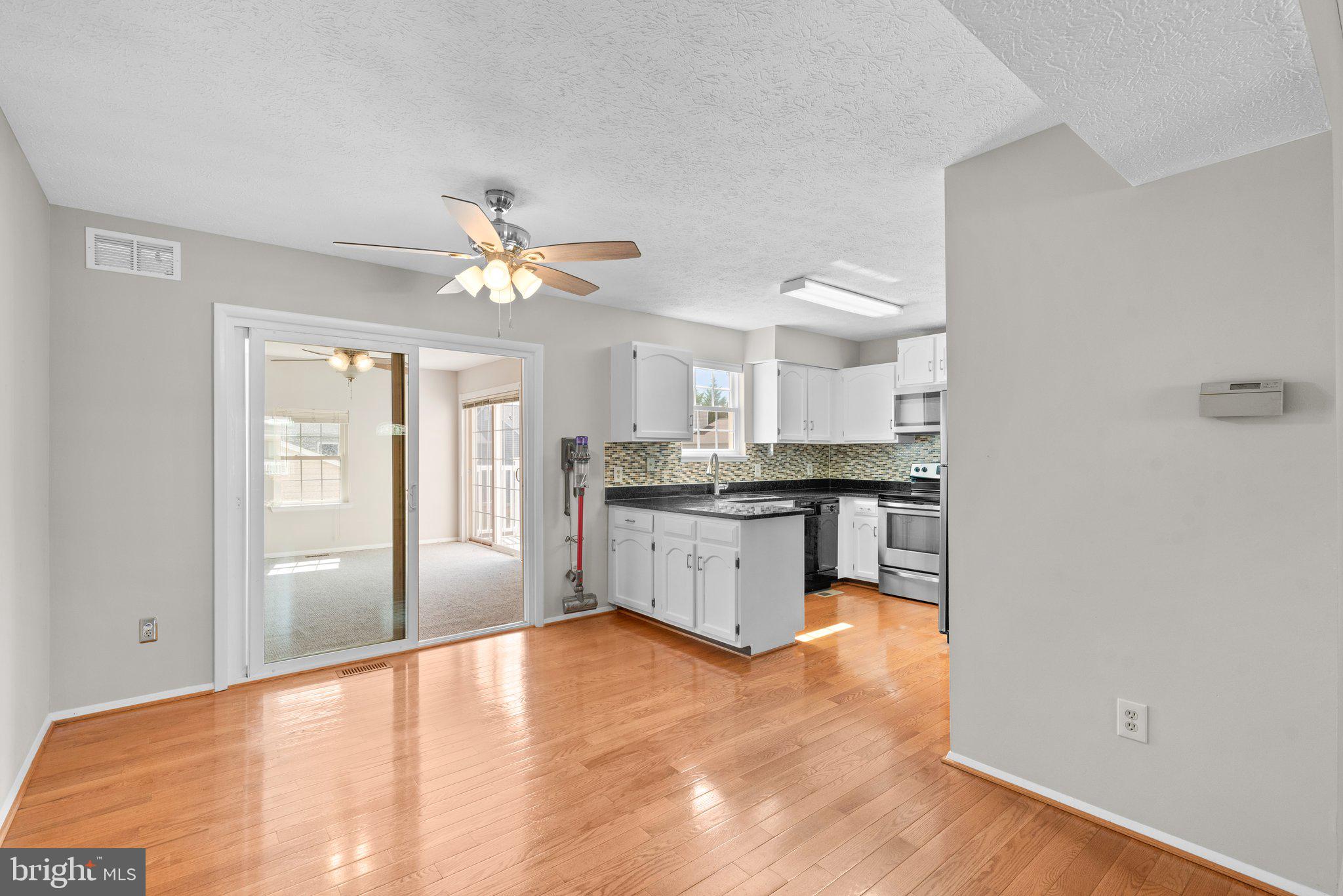 3431 BROOKHAVEN ROAD