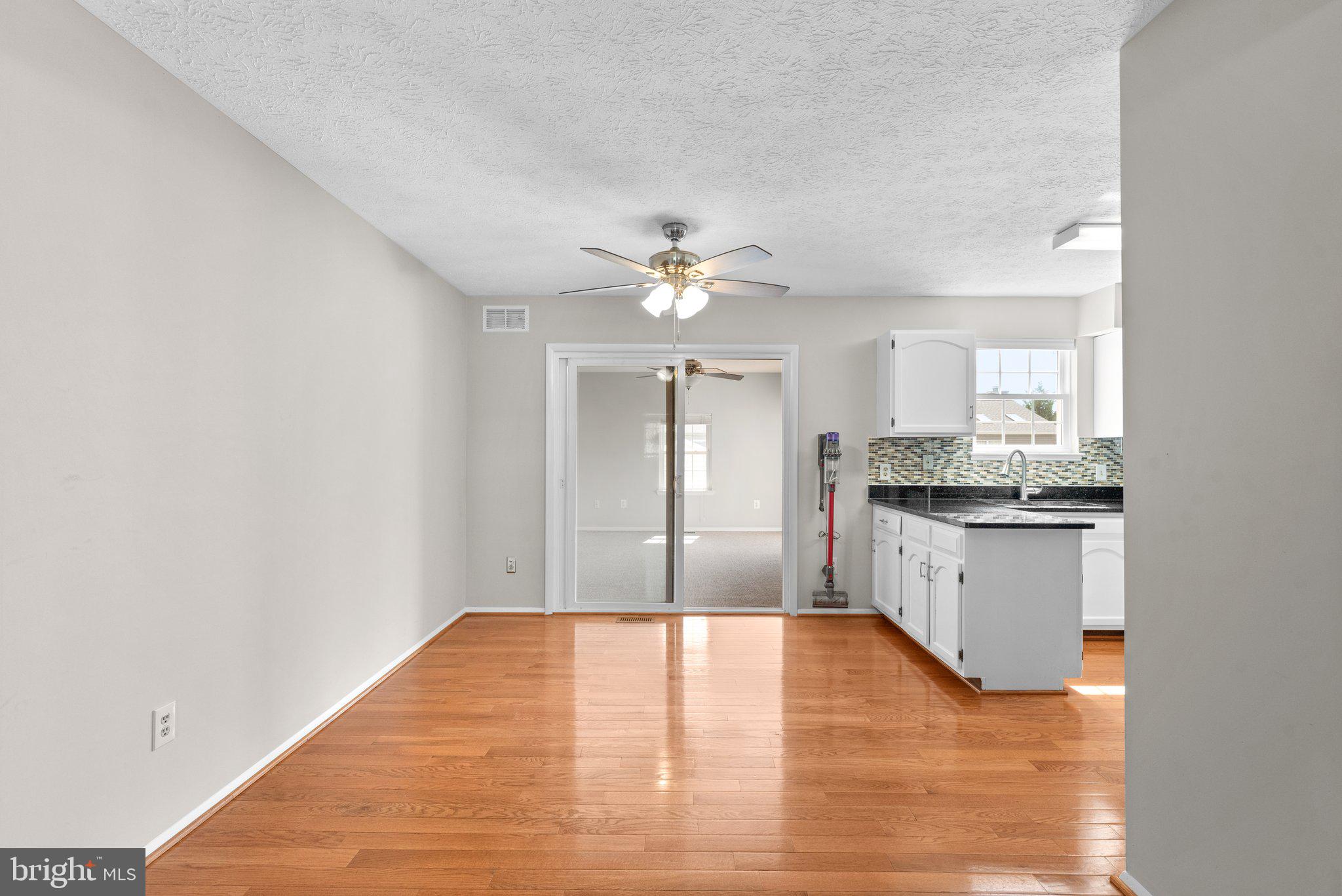 3431 BROOKHAVEN ROAD