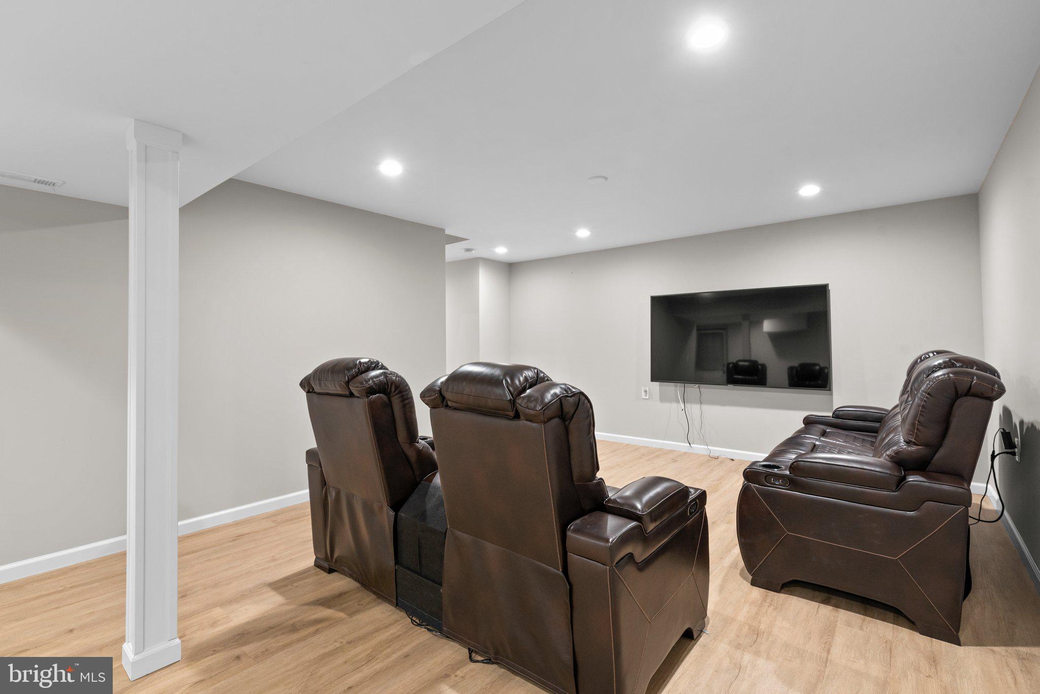 3431 BROOKHAVEN ROAD