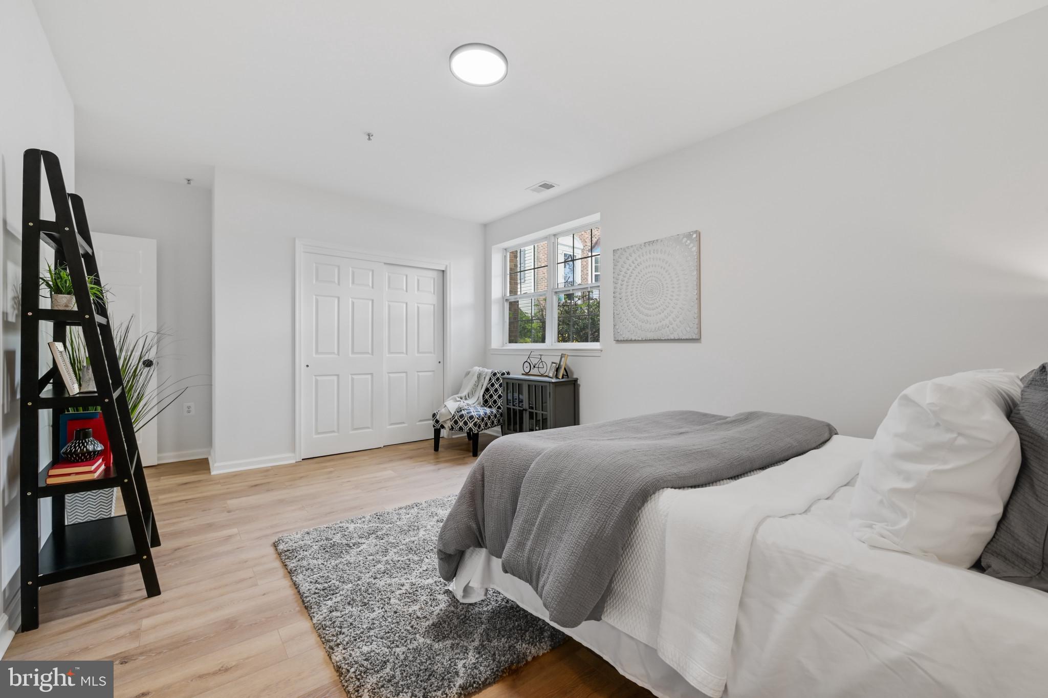 1137 Simsbury COURT NE Unit: 50C