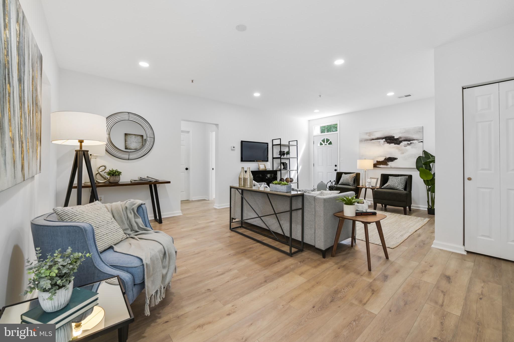 1137 Simsbury COURT NE Unit: 50C