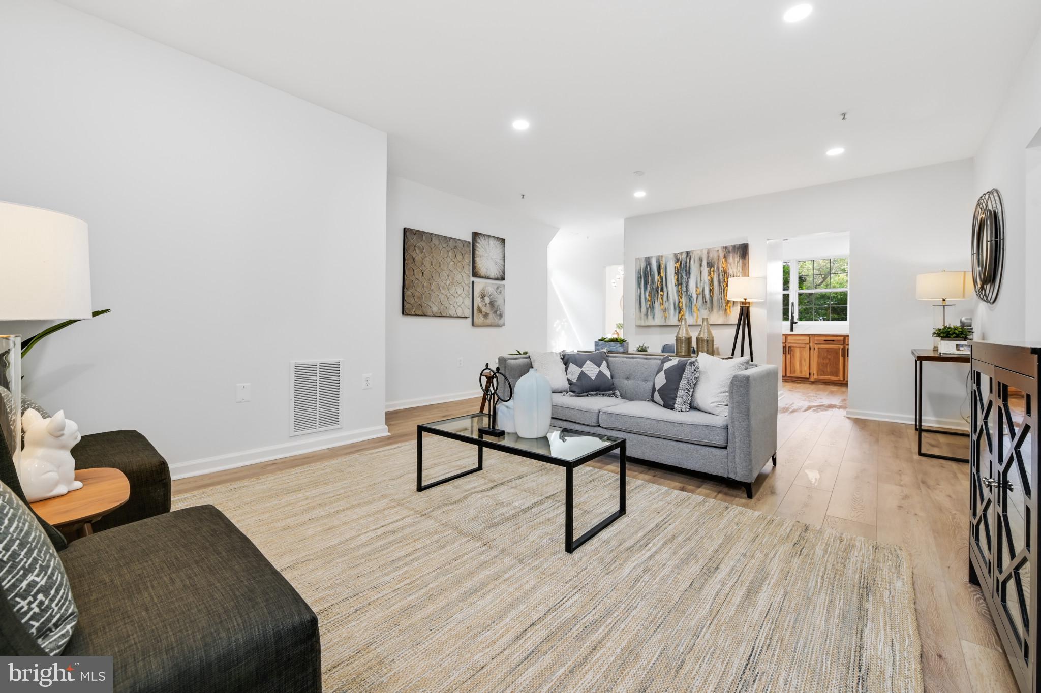 1137 Simsbury COURT NE Unit: 50C