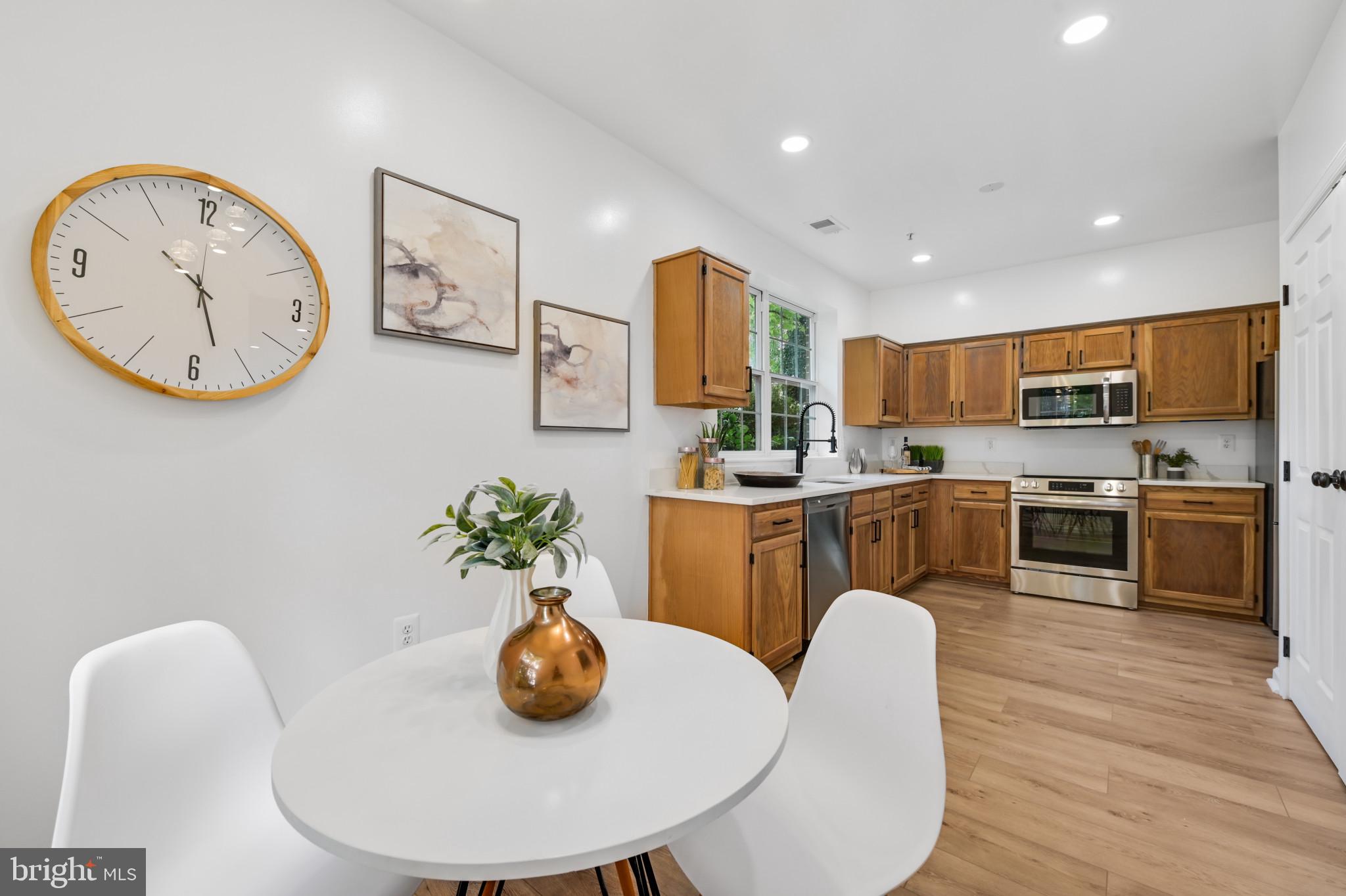 1137 Simsbury COURT NE Unit: 50C