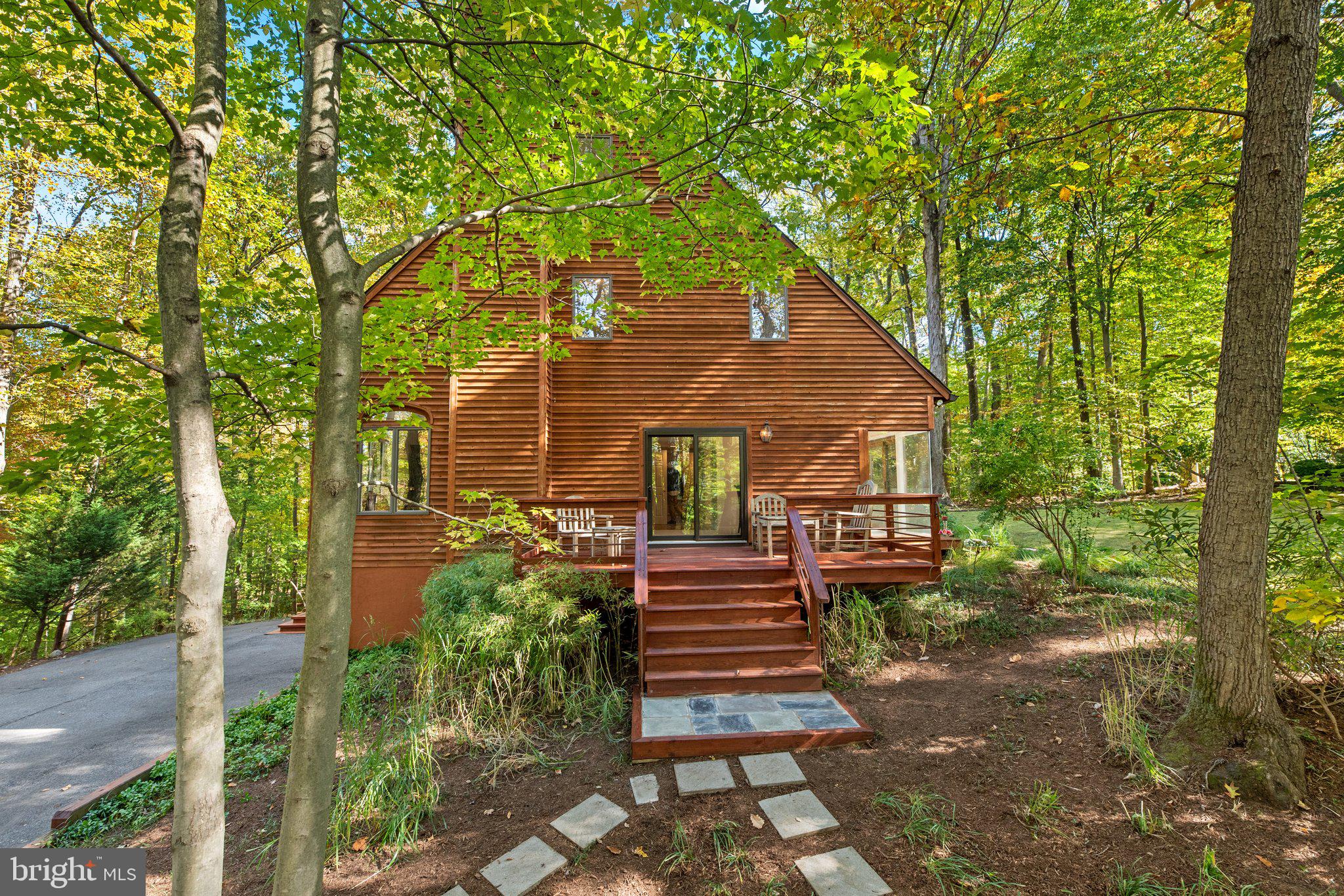 1177 W Mahogany LANE