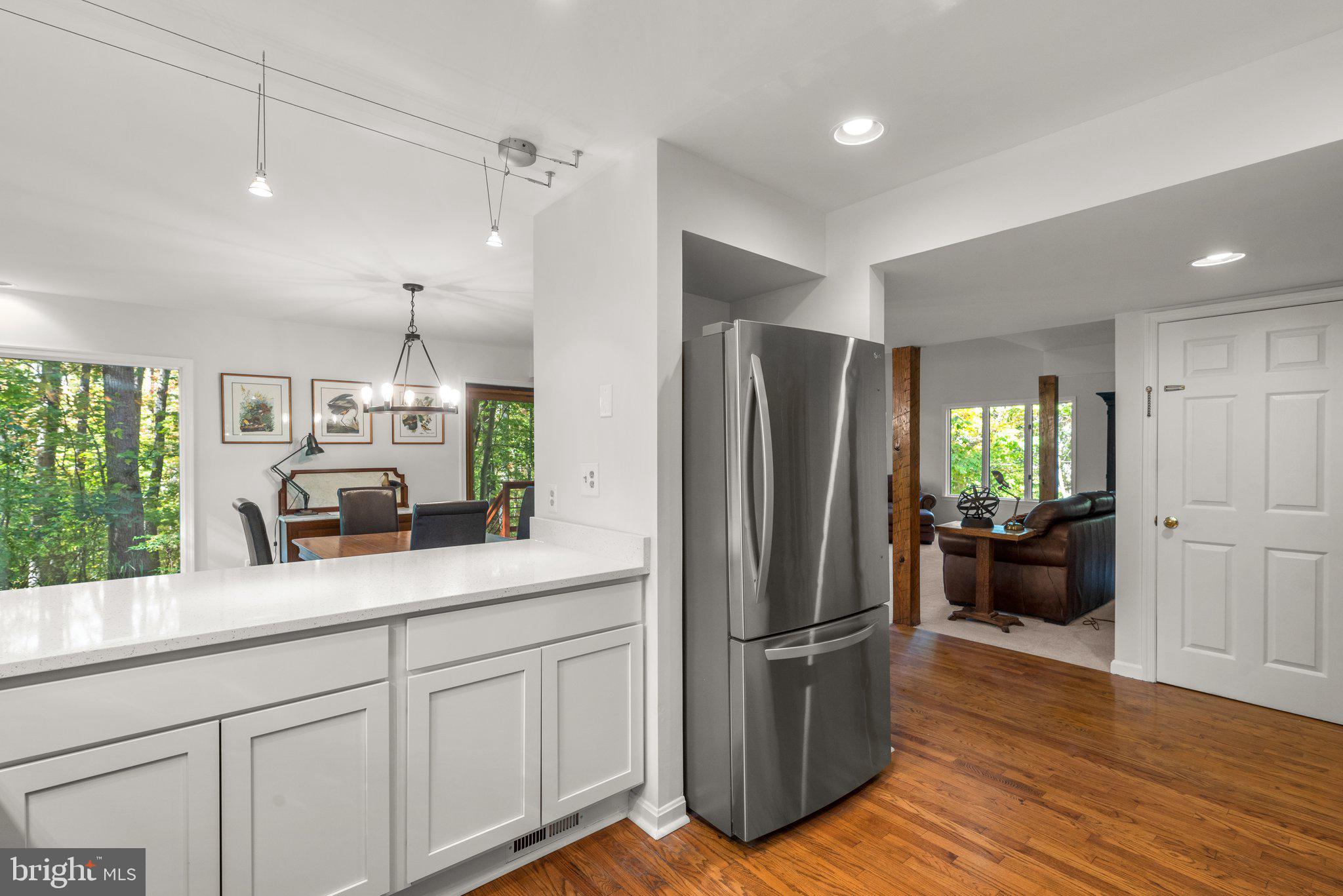 1177 W Mahogany LANE