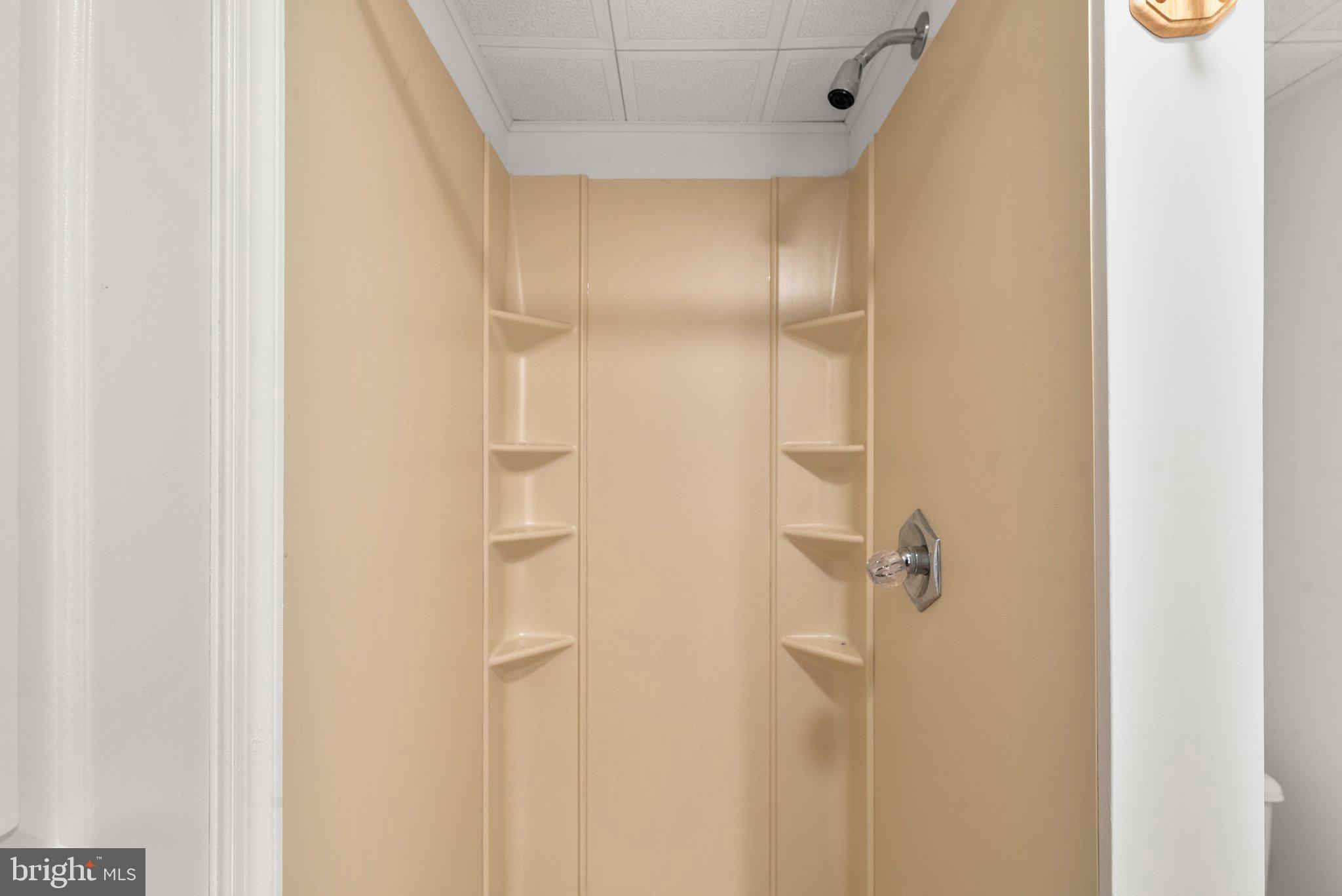 1177 W Mahogany LANE