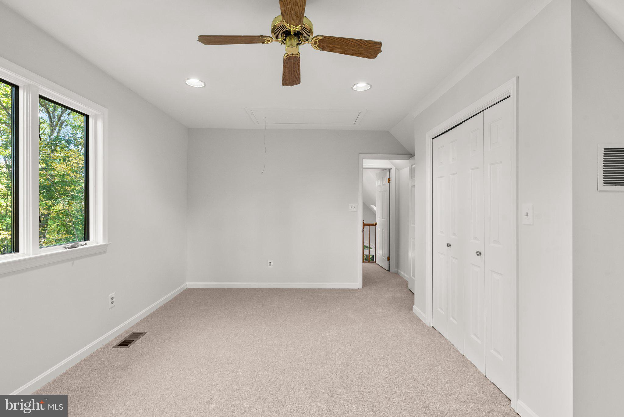 1177 W Mahogany LANE