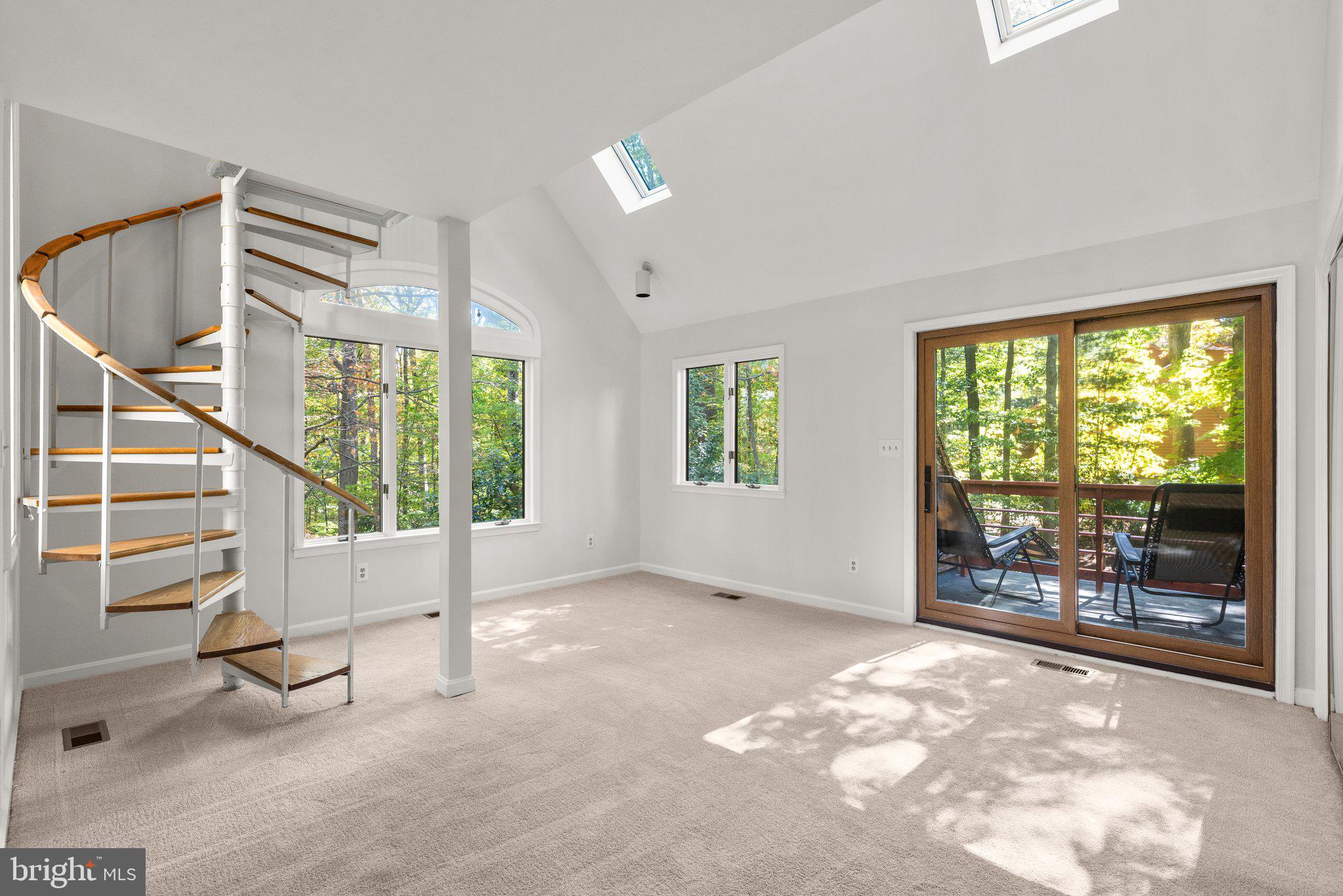 1177 W Mahogany LANE