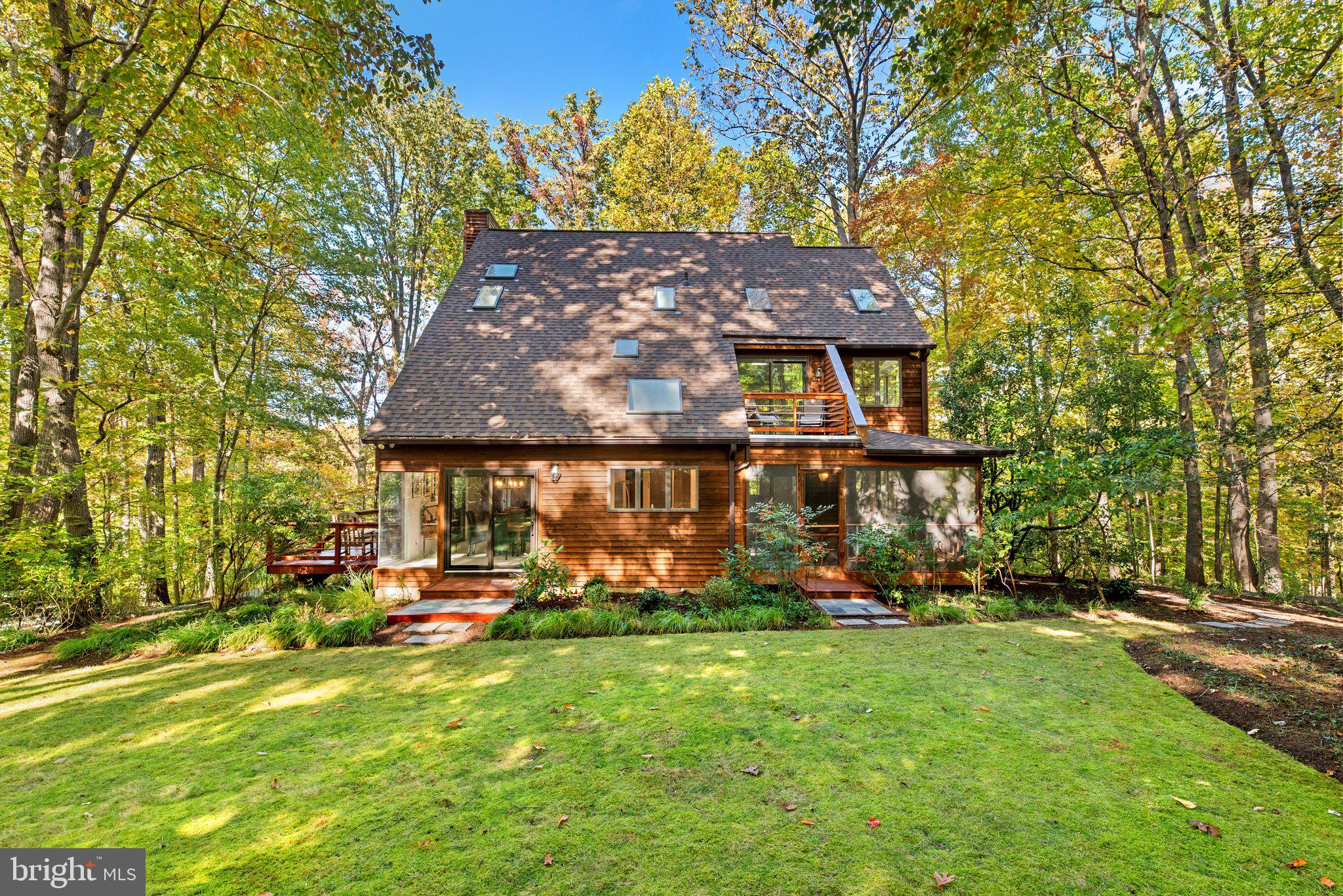 1177 W Mahogany LANE