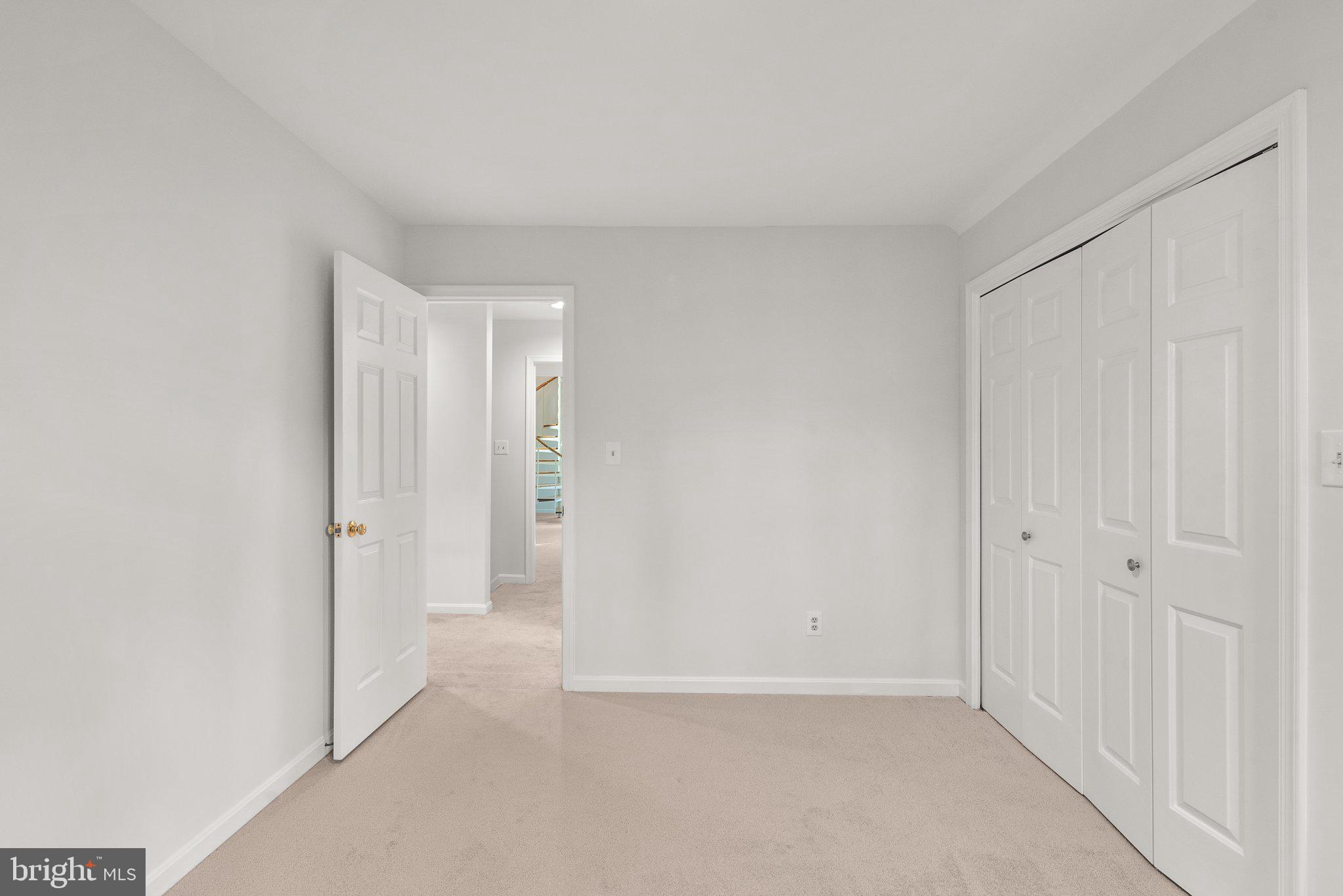 1177 W Mahogany LANE