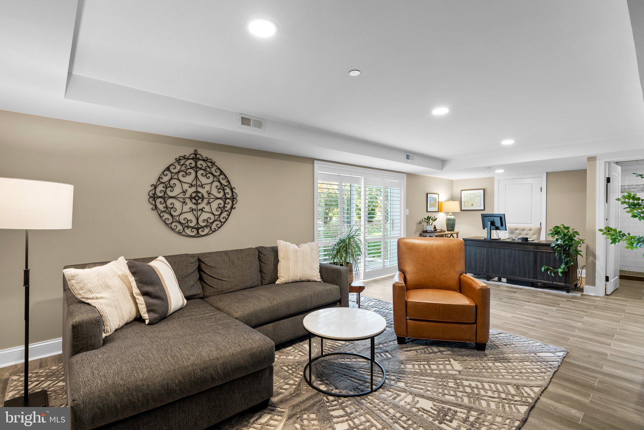 8372 Beachwood Park ROAD