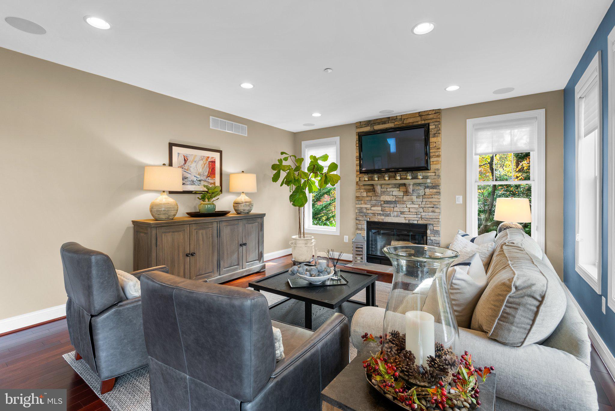 8372 Beachwood Park ROAD