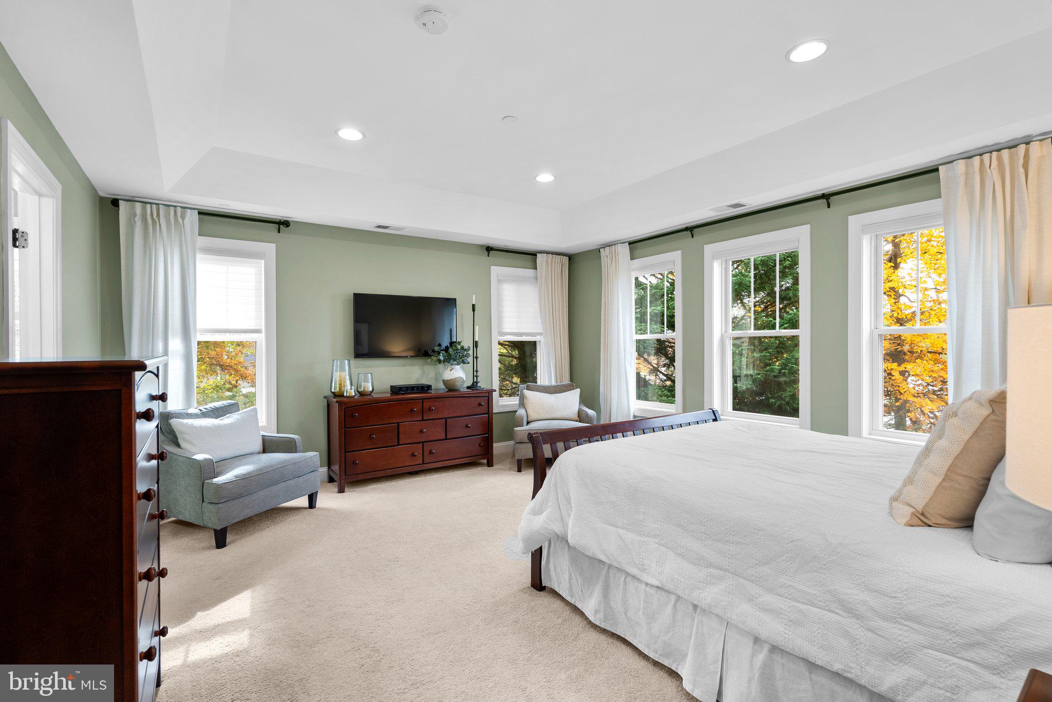 8372 Beachwood Park ROAD