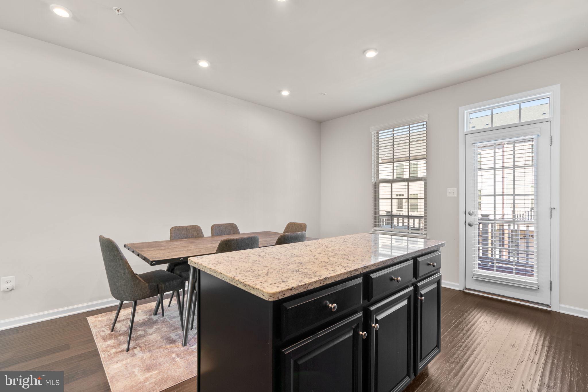 3017 Frayser Farm ROAD