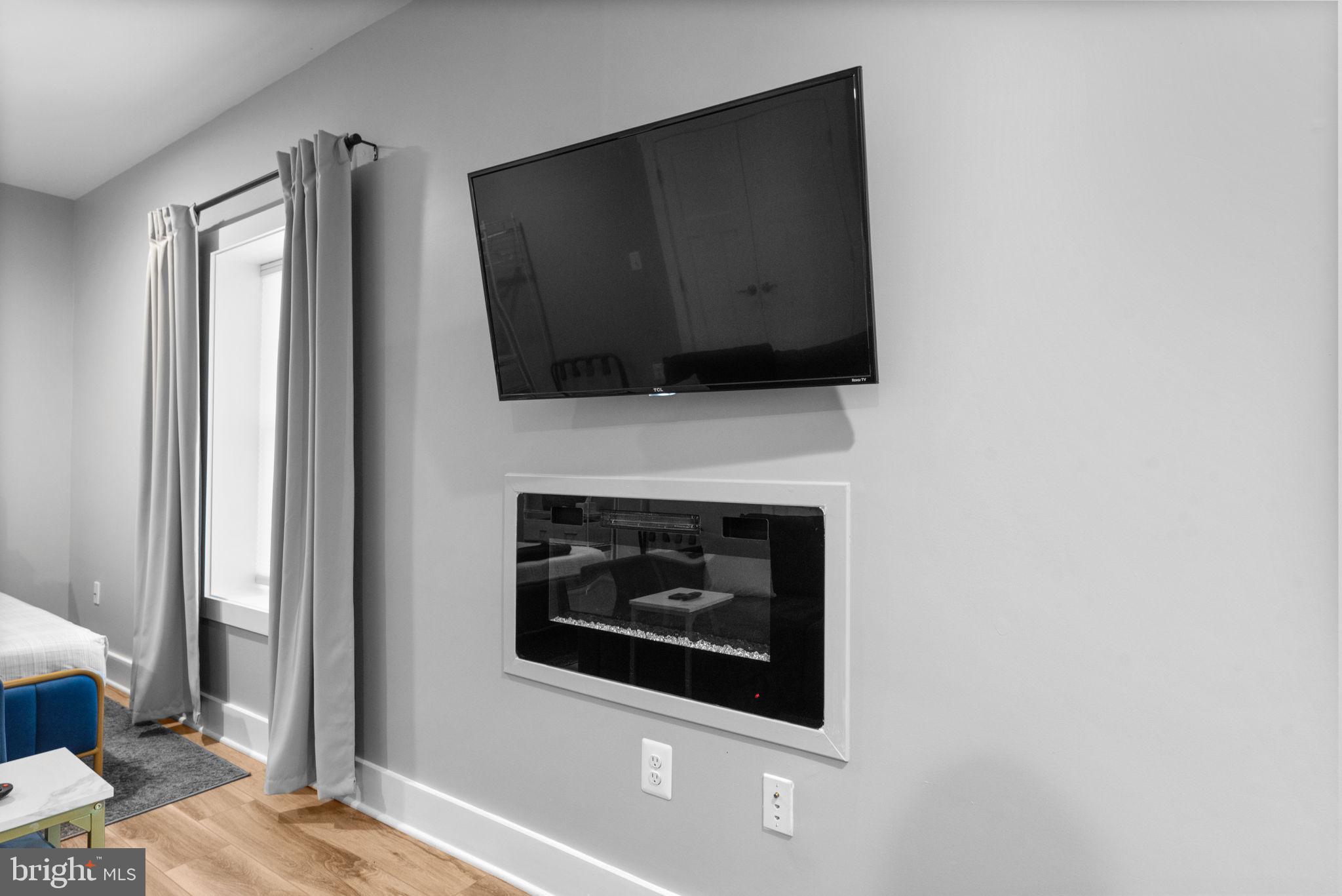 404 Kathe COURT Unit: B