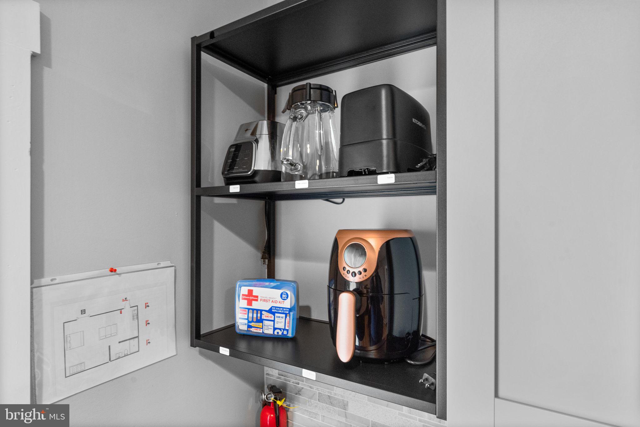 404 Kathe COURT Unit: B