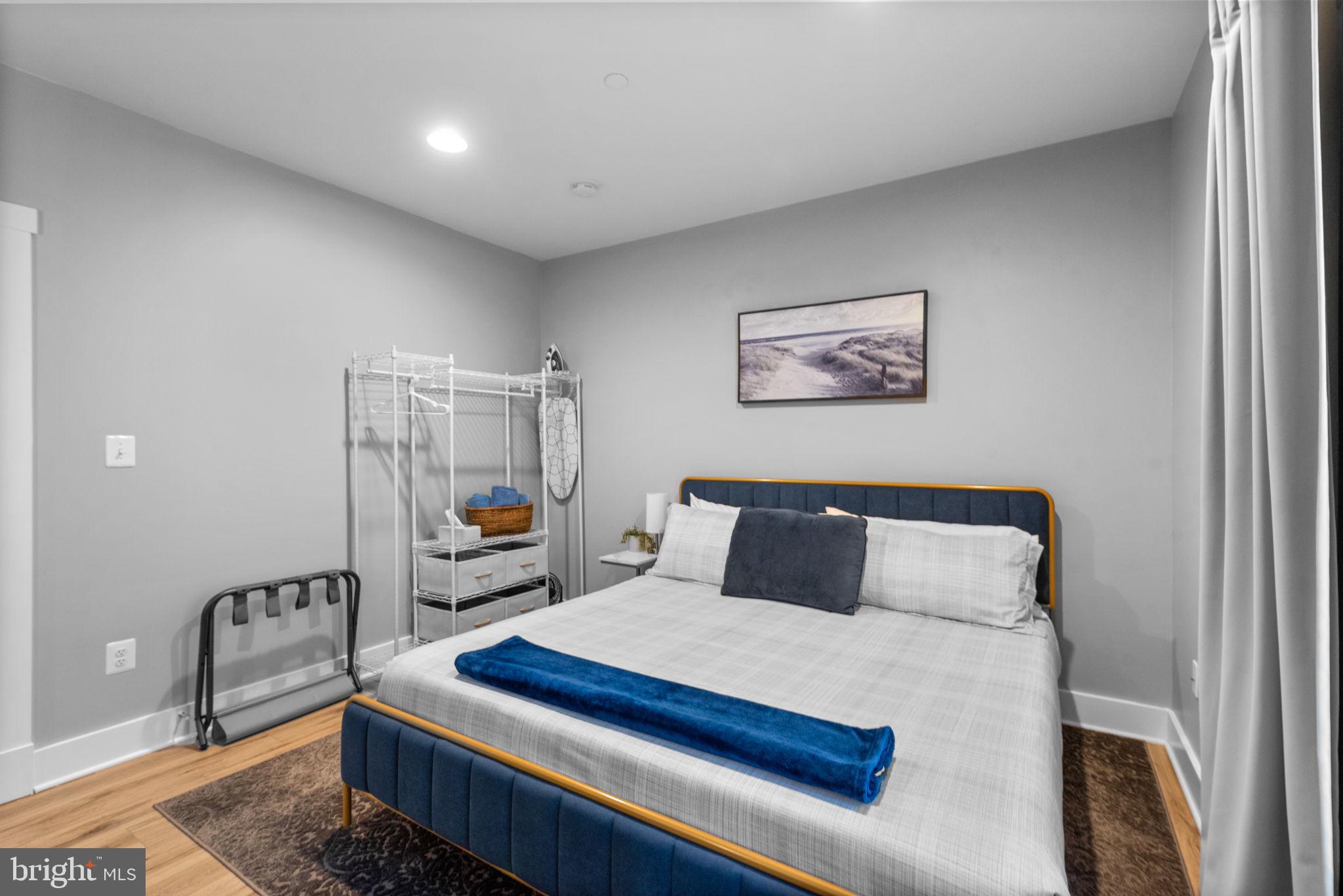 404 Kathe COURT Unit: B