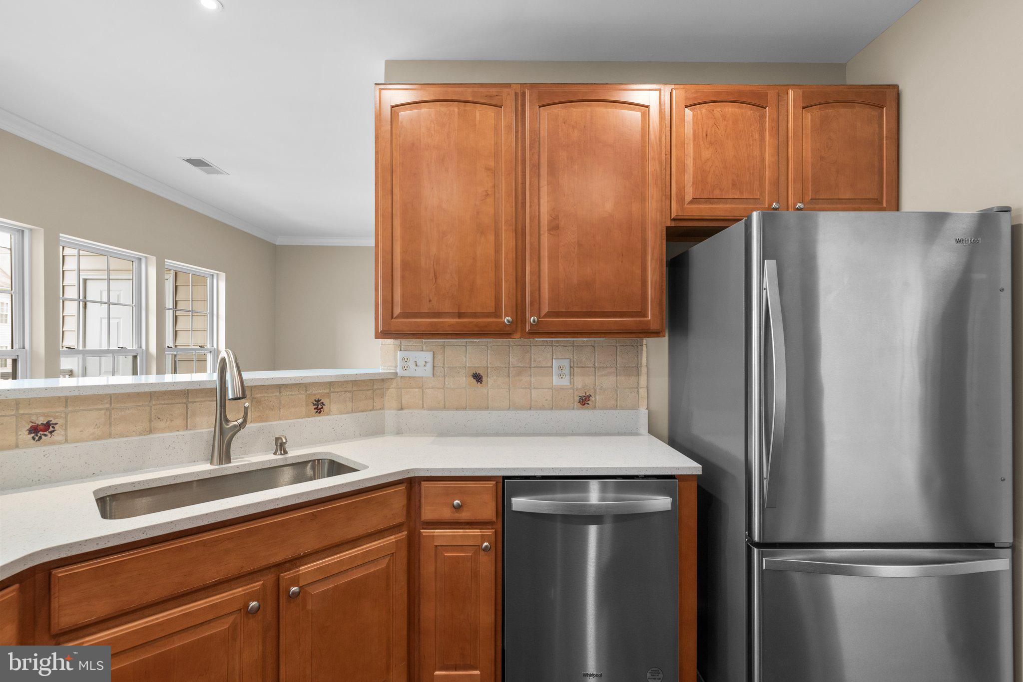 2604 Clarion Ct #302