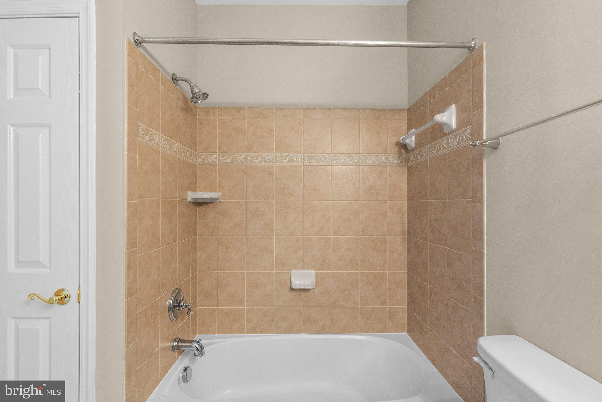 2604 Clarion Ct #302