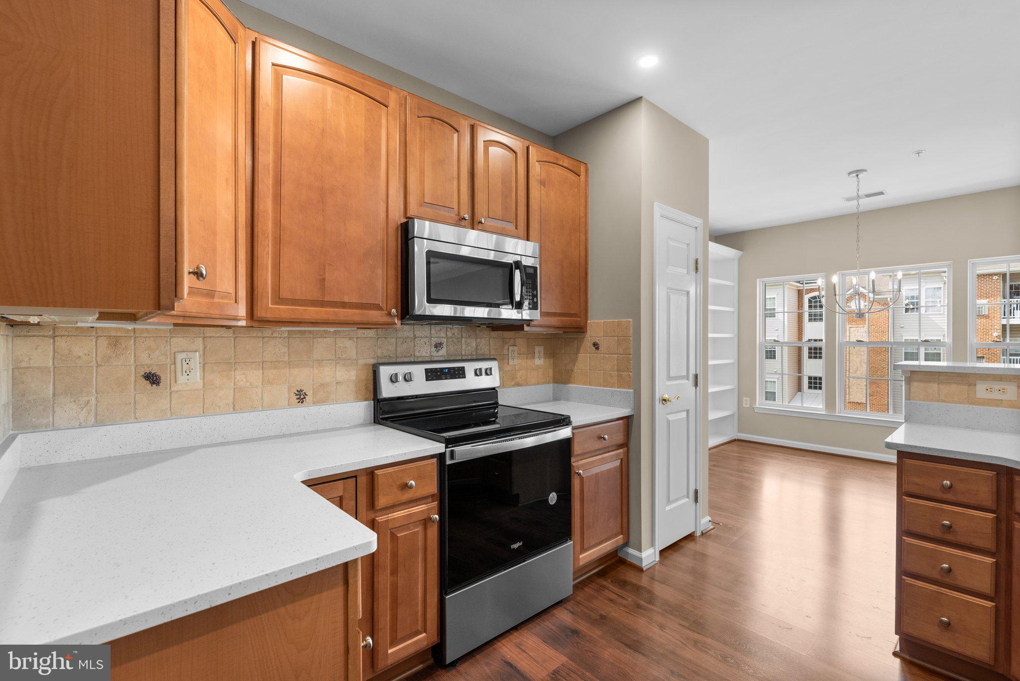 2604 Clarion Ct #302