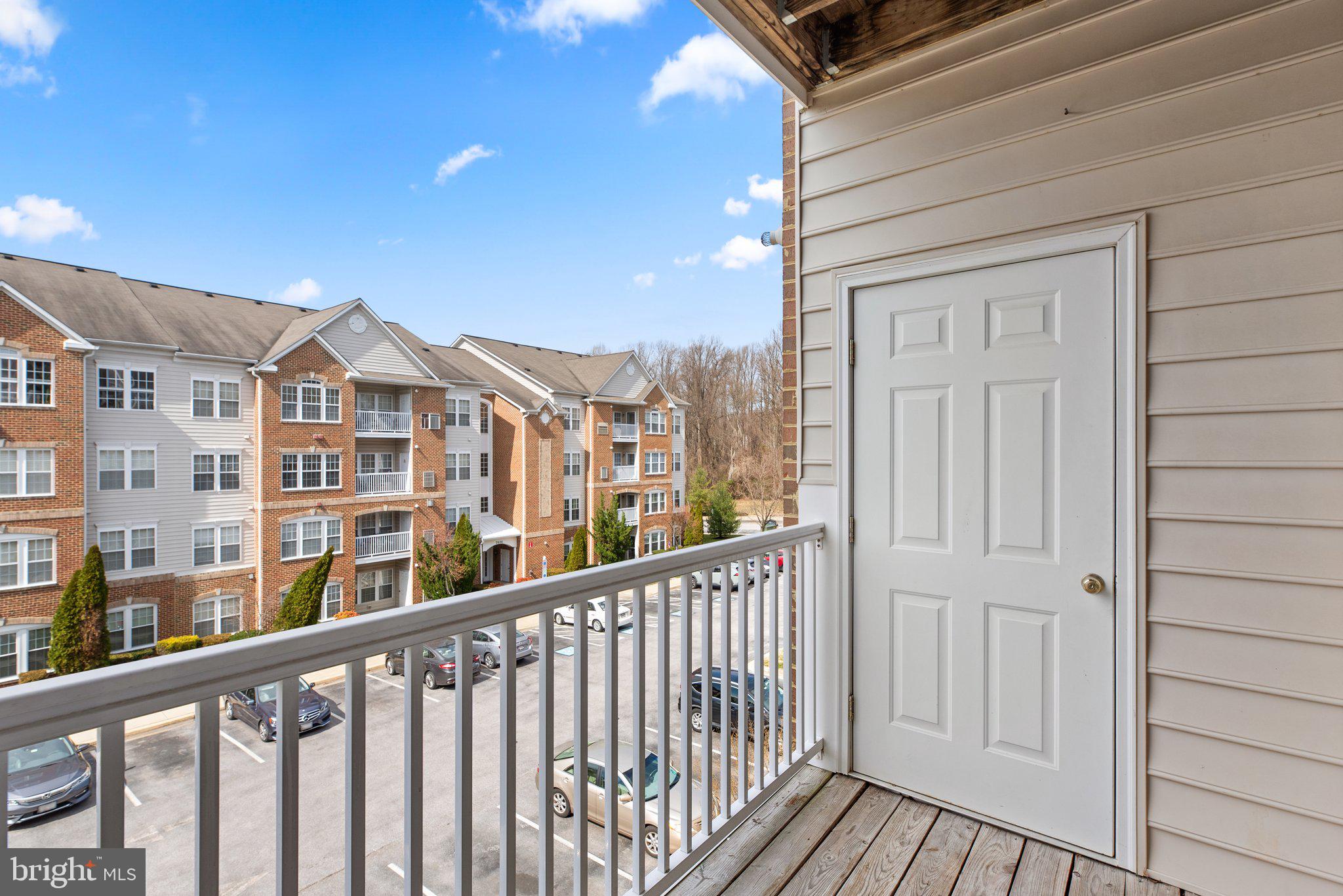 2604 Clarion Ct #302