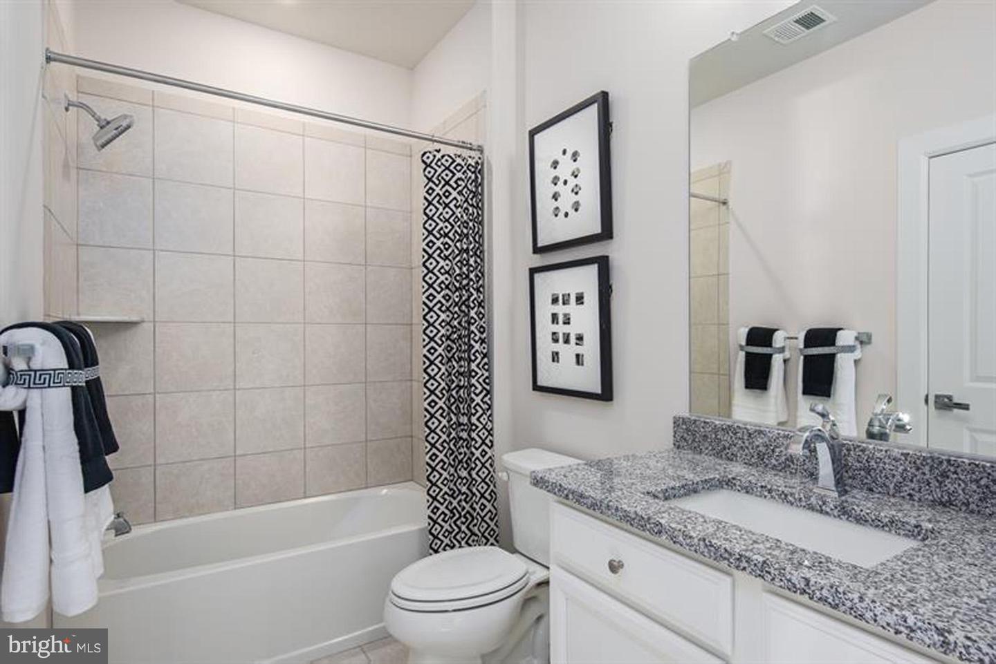1238 Oleander Way