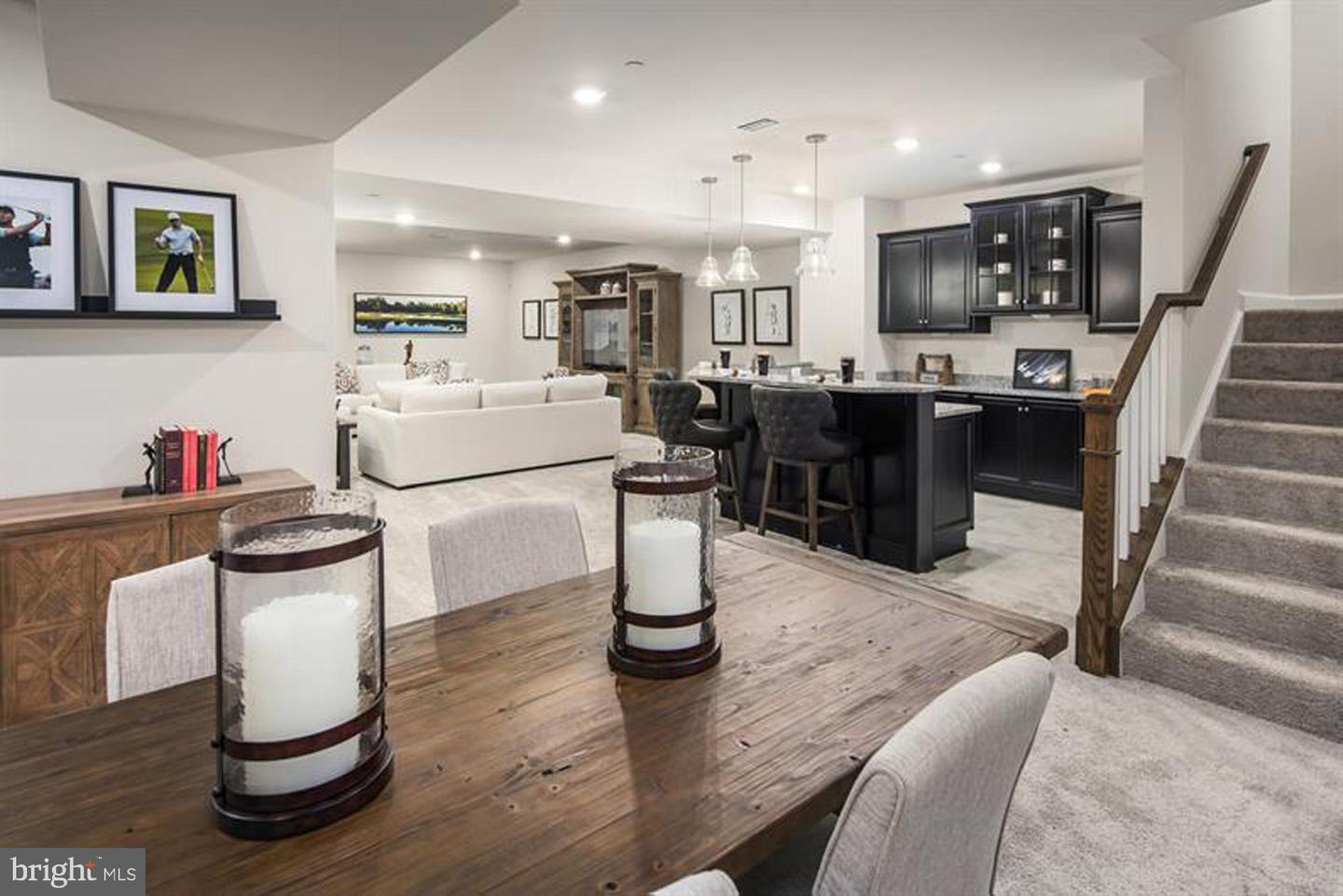 1238 Oleander Way