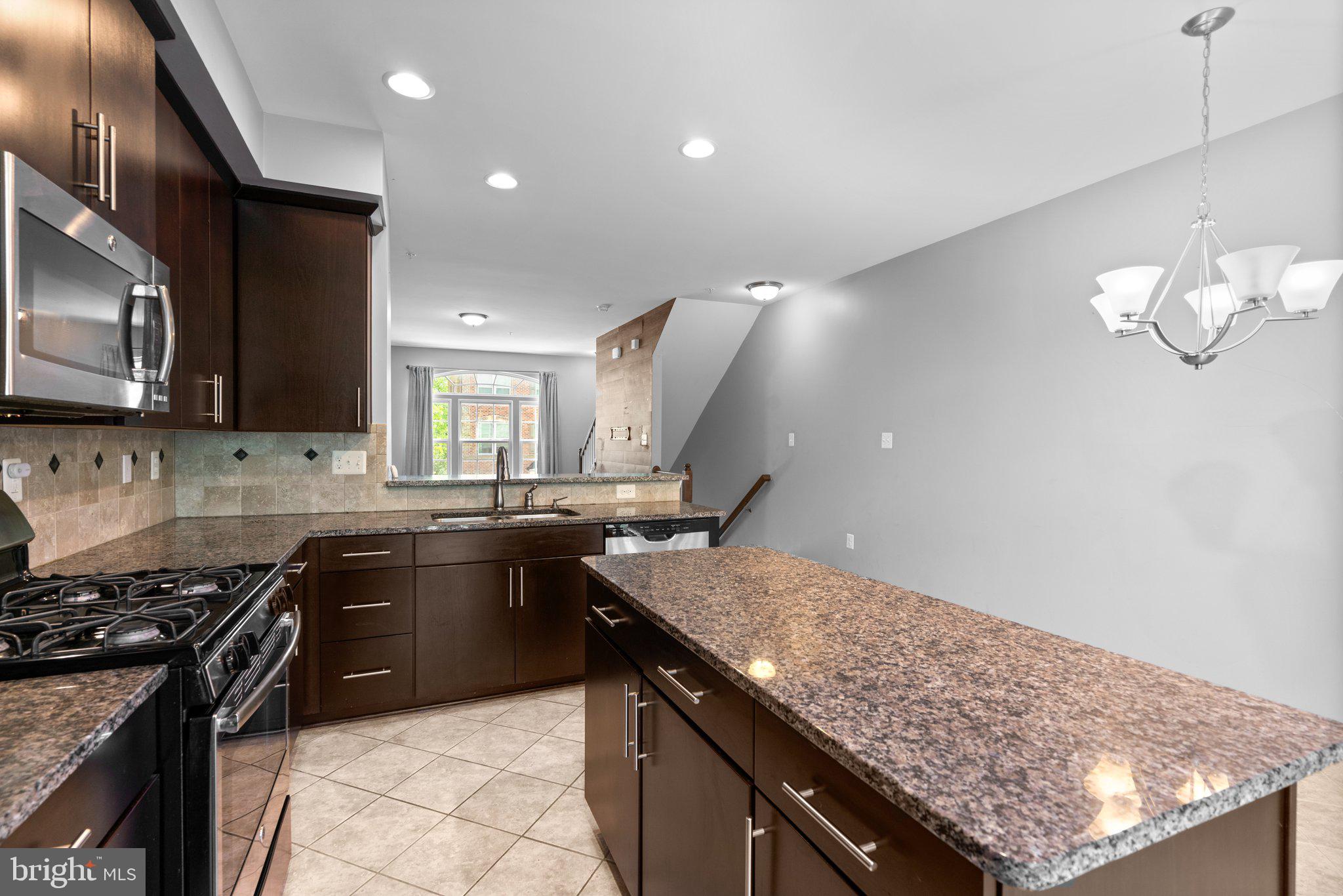 7204 Winding Hills Dr