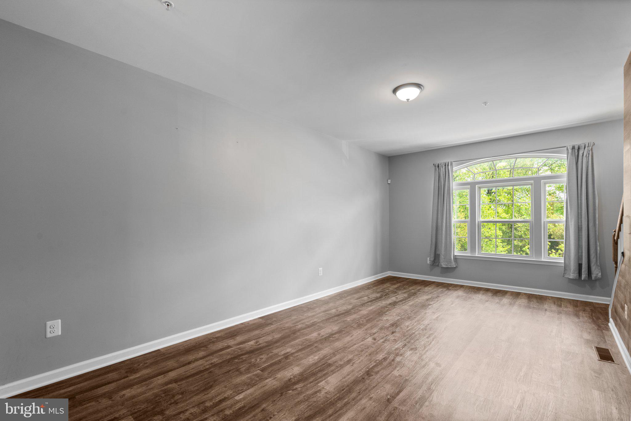 7204 Winding Hills Dr