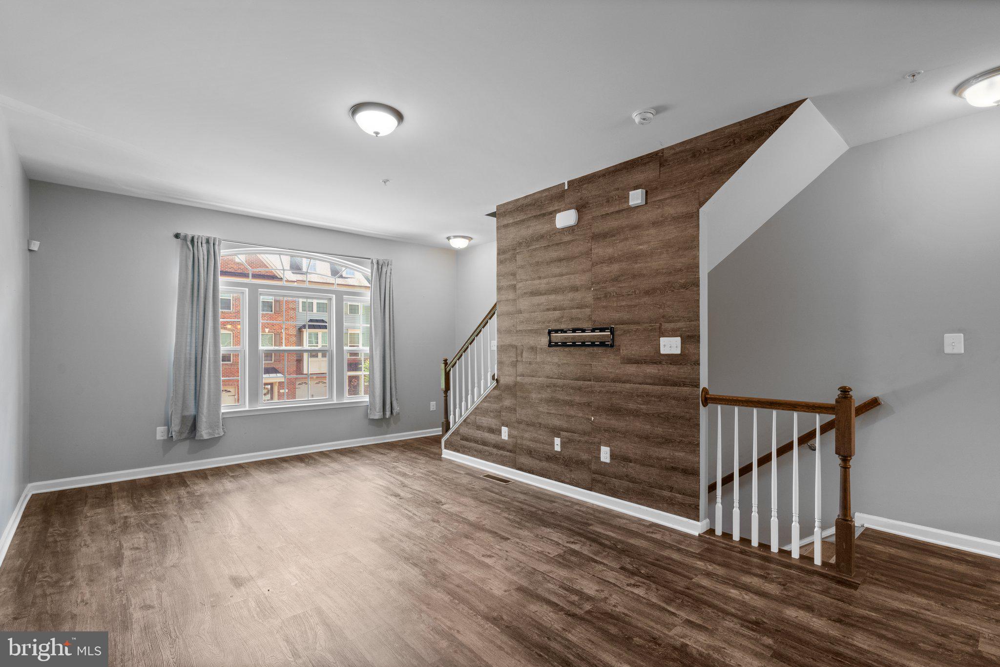 7204 Winding Hills Dr