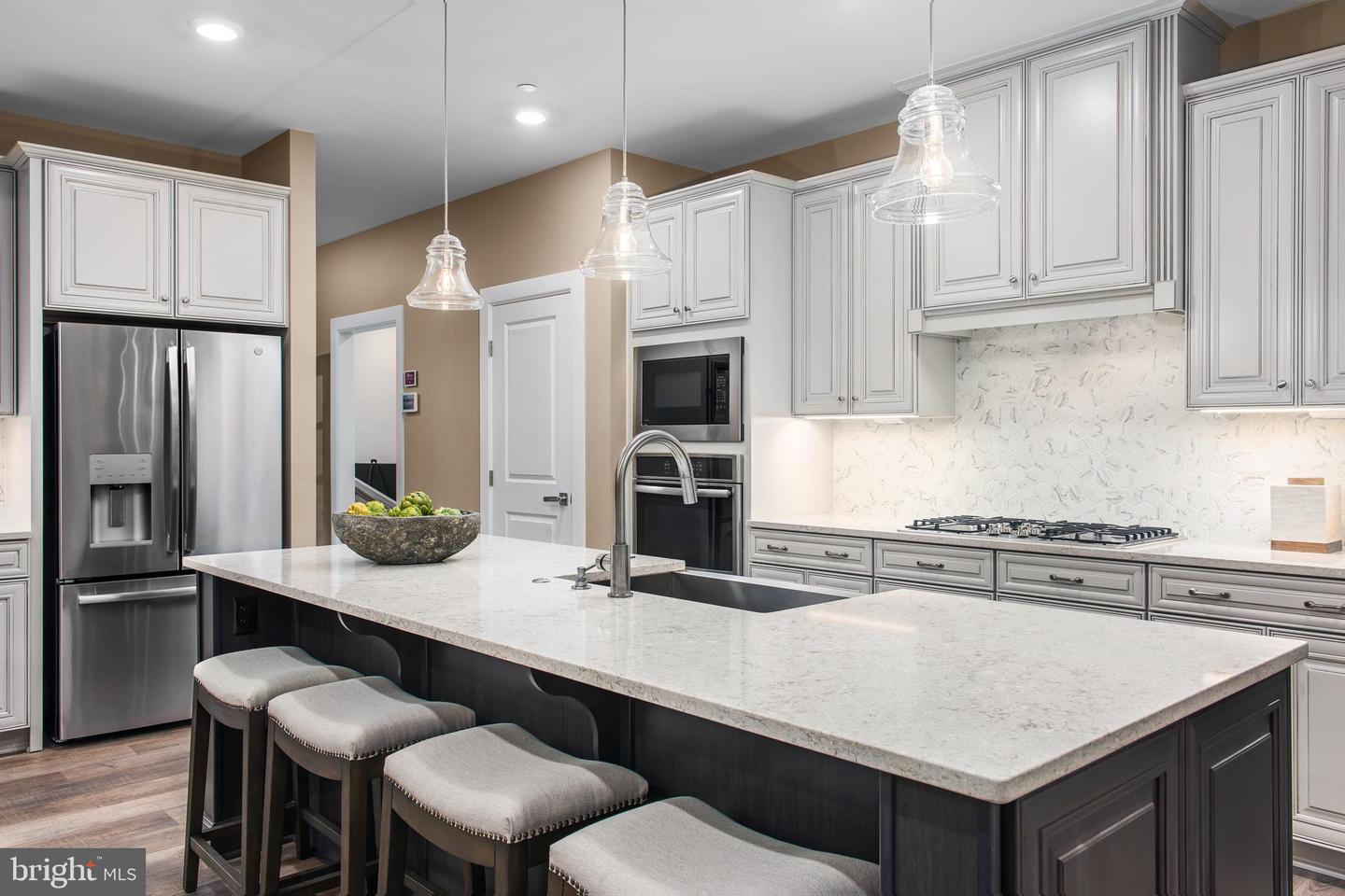 1231 Oleander Way