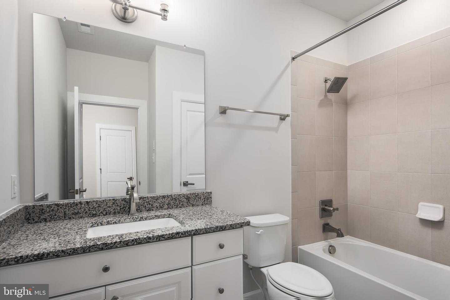 1231 Oleander Way