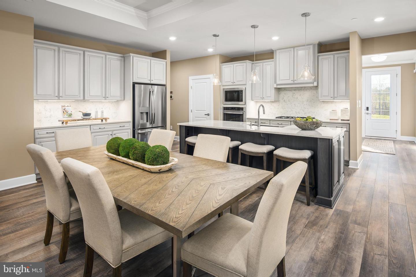 1231 Oleander Way
