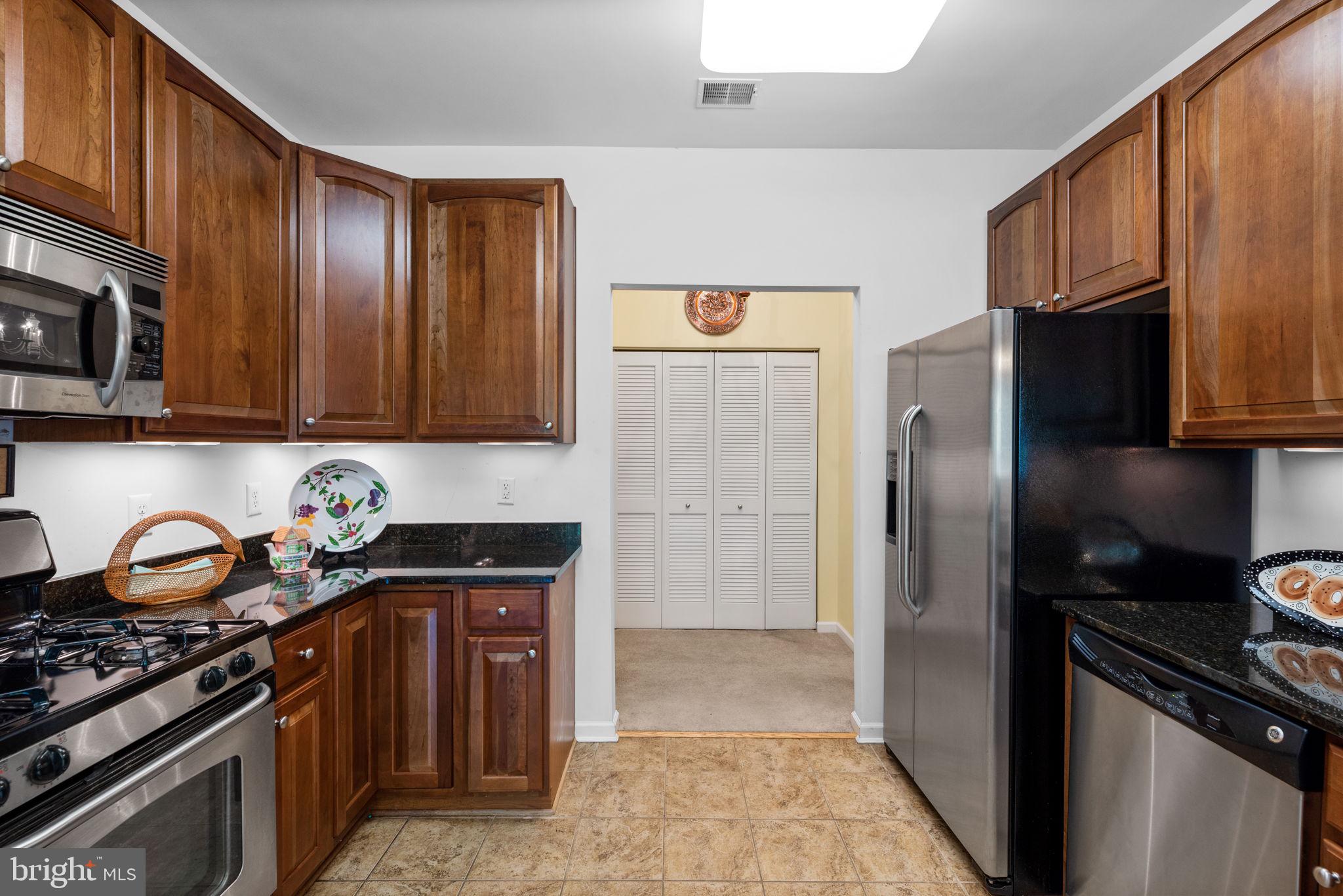 1009 SAMANTHA LN #303