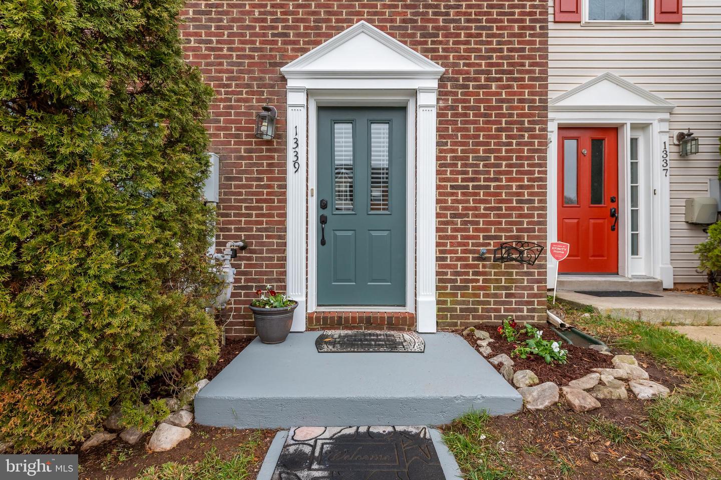 1339 HILL BORN DR